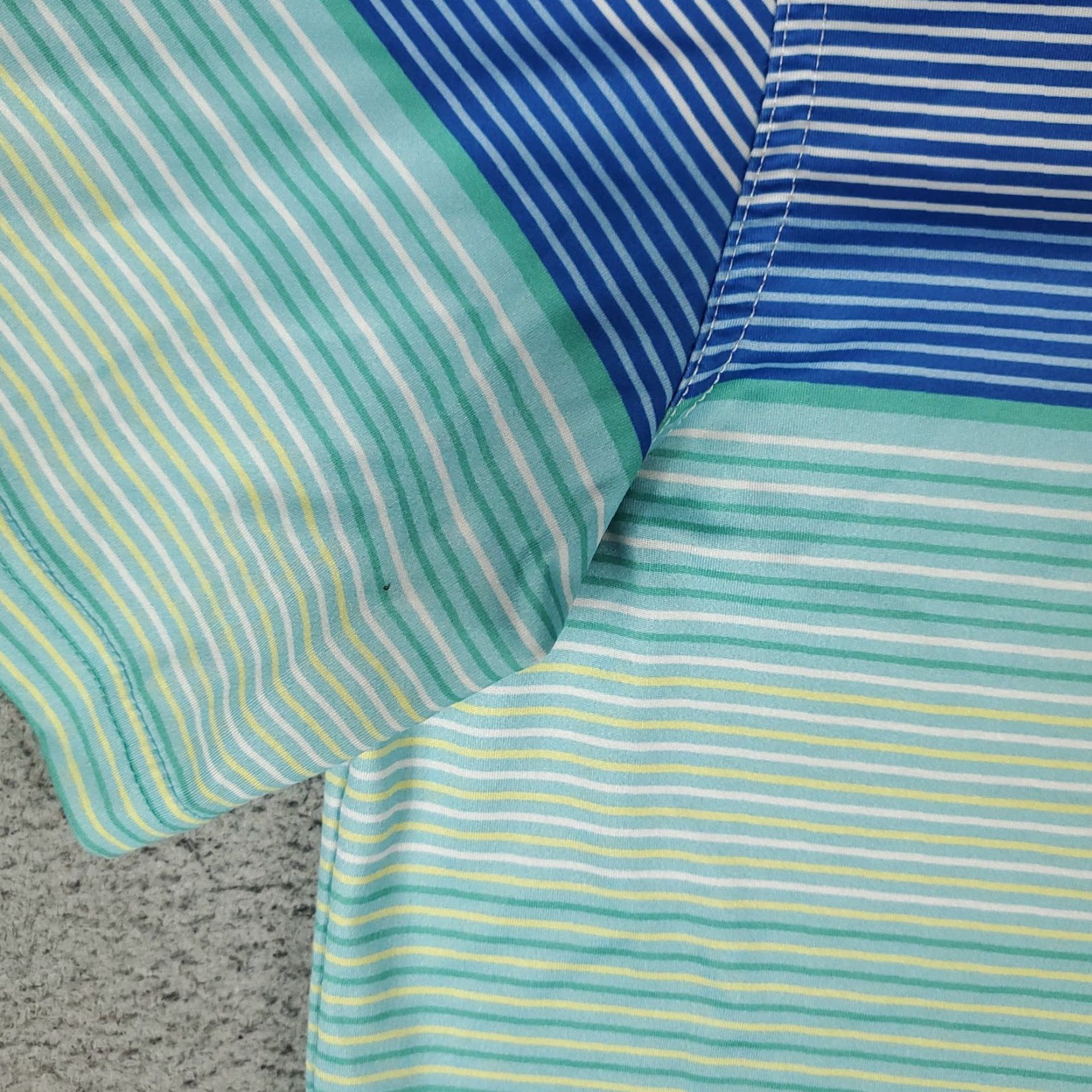 Vineyard Vines Vineyard Vines Polo Shirt Mens M Blue Striped Performance Golf Stained Size US M / EU 48-50 / 2 - 5 Thumbnail