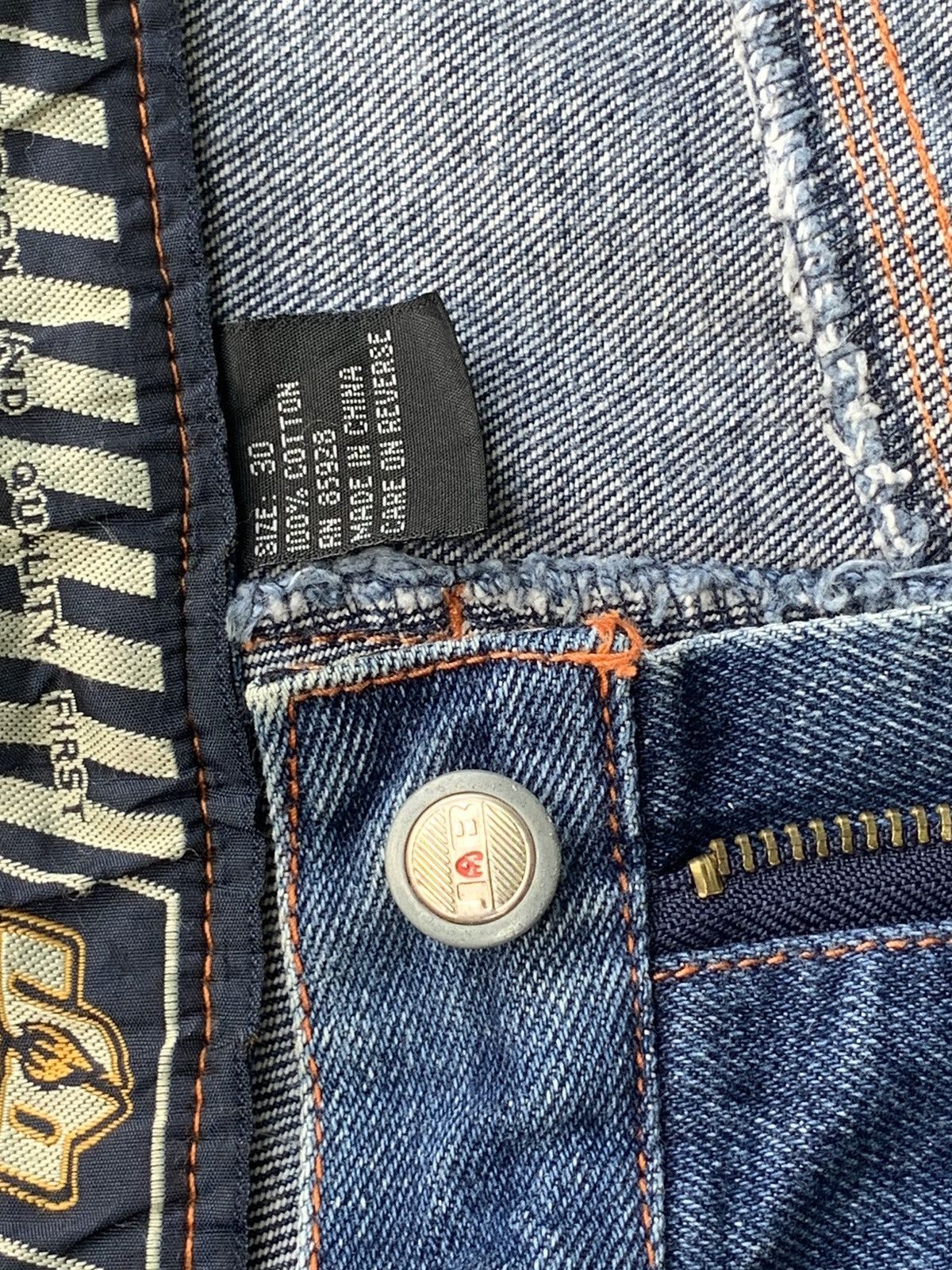 Vintage Vintage Johnny Blaze Baggy Denim Jeans Size US 29 - 17 Thumbnail
