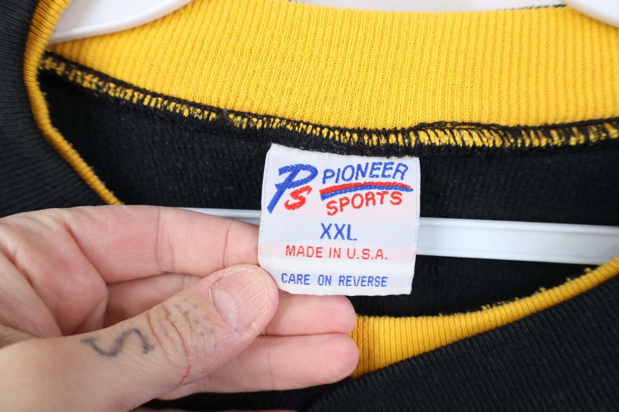 Vintage Vintage 90s Streetwear Thermal Knit Sweatshirt Black USA Size US XXL / EU 58 / 5 - 4 Thumbnail