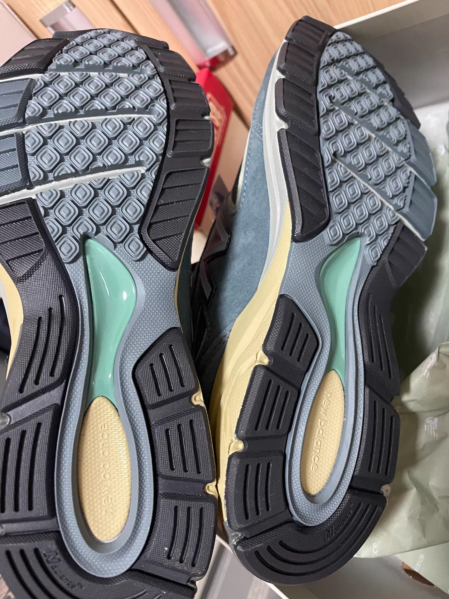 Auralee Auralee x New Balance NB 990 V4 Blue 42 Size US 9 / EU 42 - 6 Thumbnail