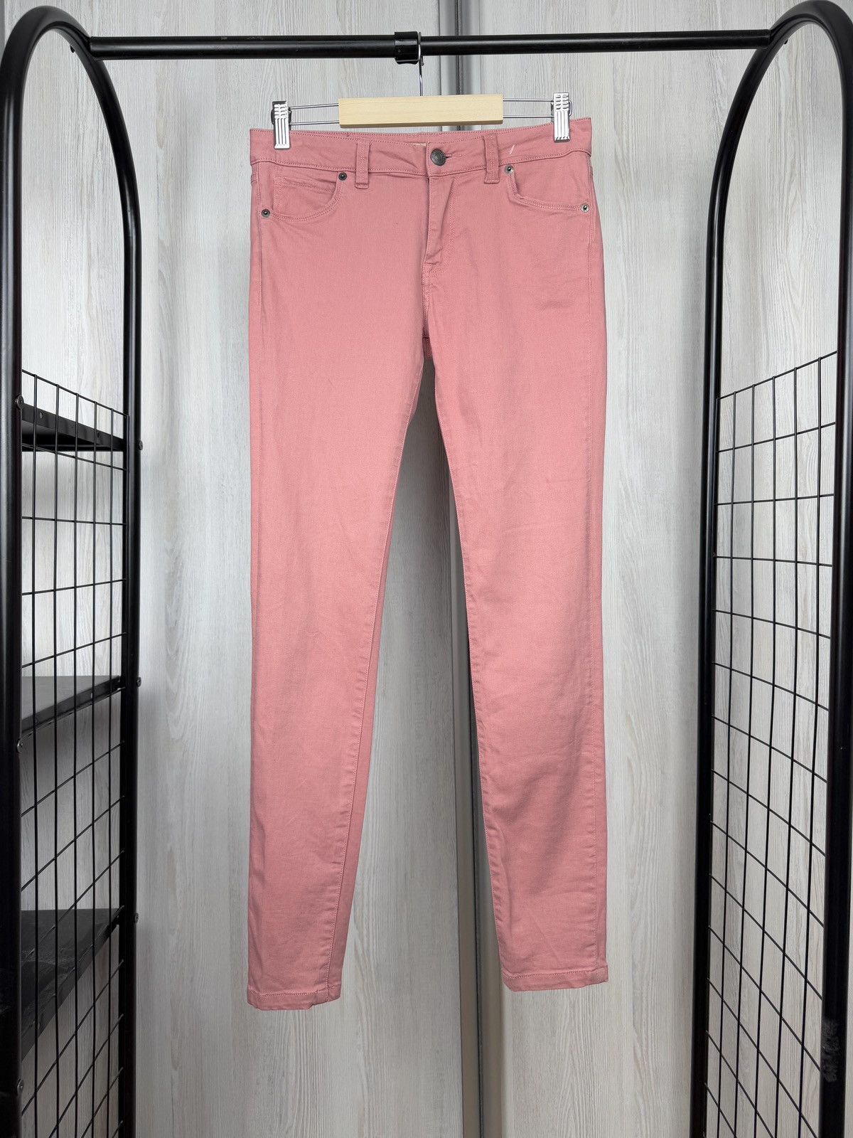 Burberry Burberry Brit Pink Skinny Low-Rise stretched jeans pants Size 28" / US 6 / IT 42 - 1 Thumbnail
