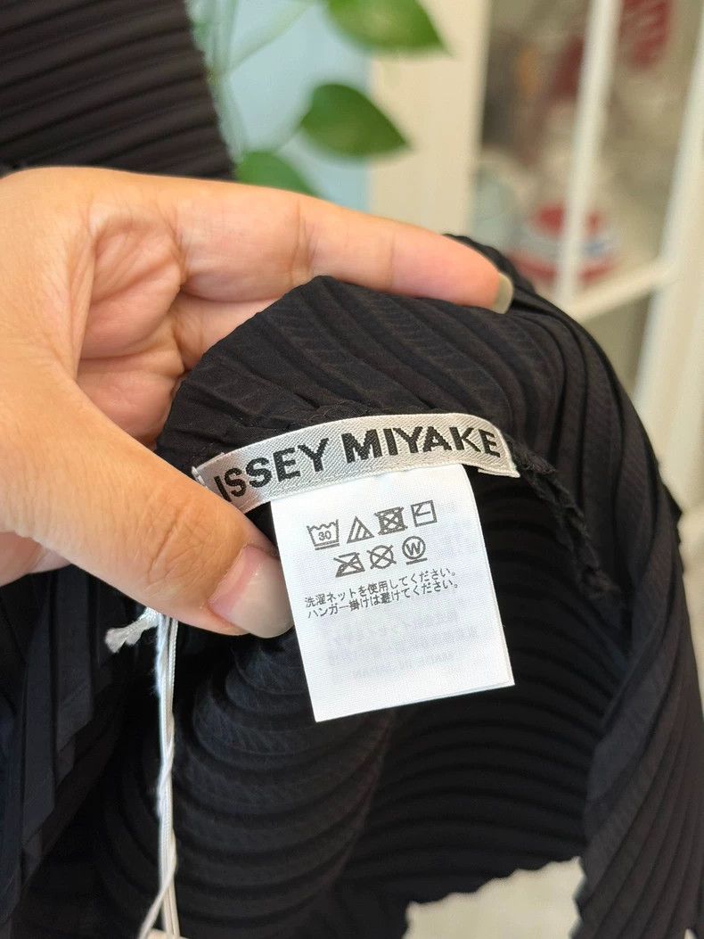 Issey Miyake Issey Miyake size:2 Black main line twill top Size XS / US 0-2 / IT 36-38 - 4 Thumbnail