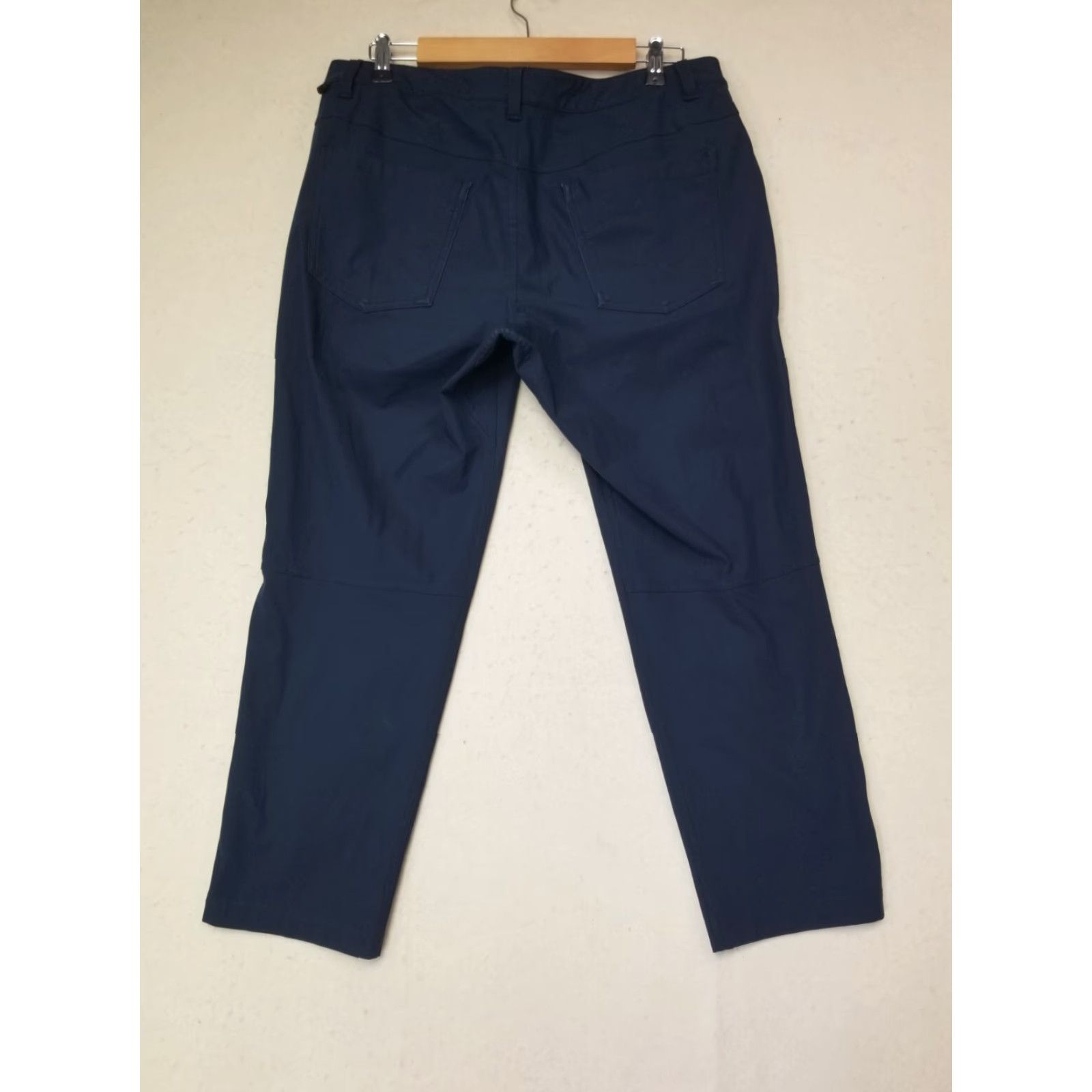 Lululemon Lululemon Pants Men Chino Blue 33x25 See Measurements Adult Men Blue Chino Pants 33 Mens Measurements Size US 33 - 2 Thumbnail