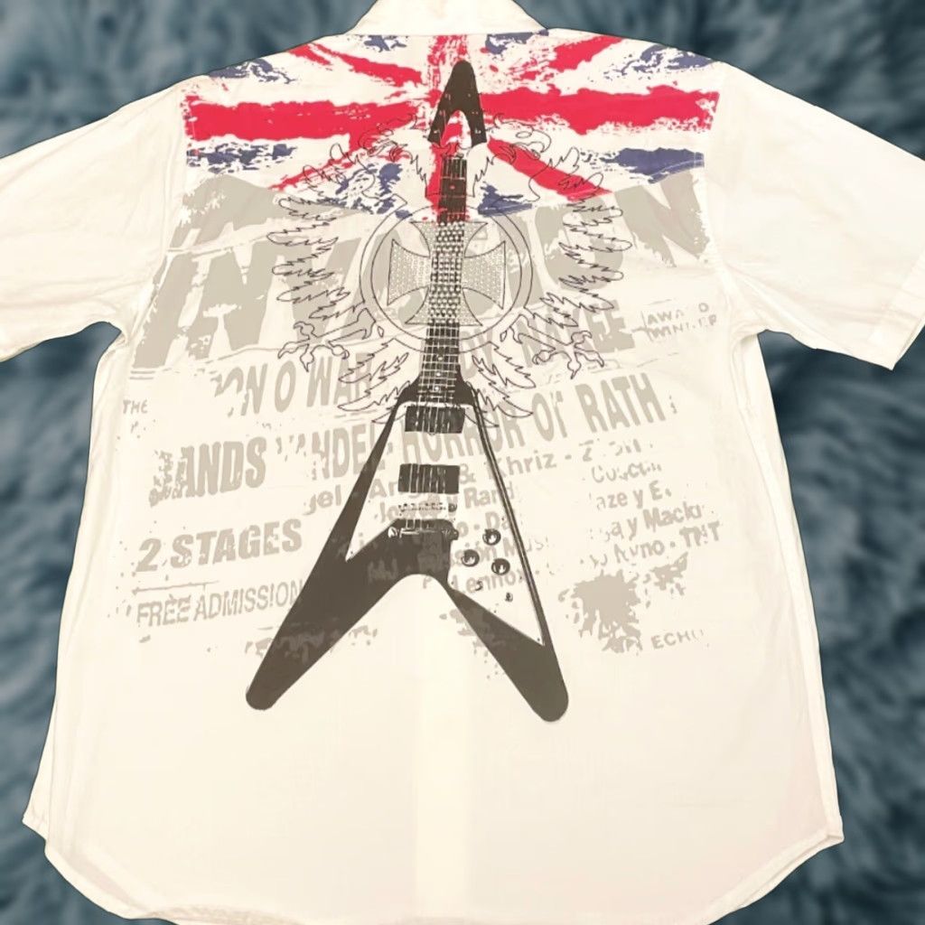 VINTAGE Attitude Rock Guitar Waffle Cross Embellished T-Shirt Men