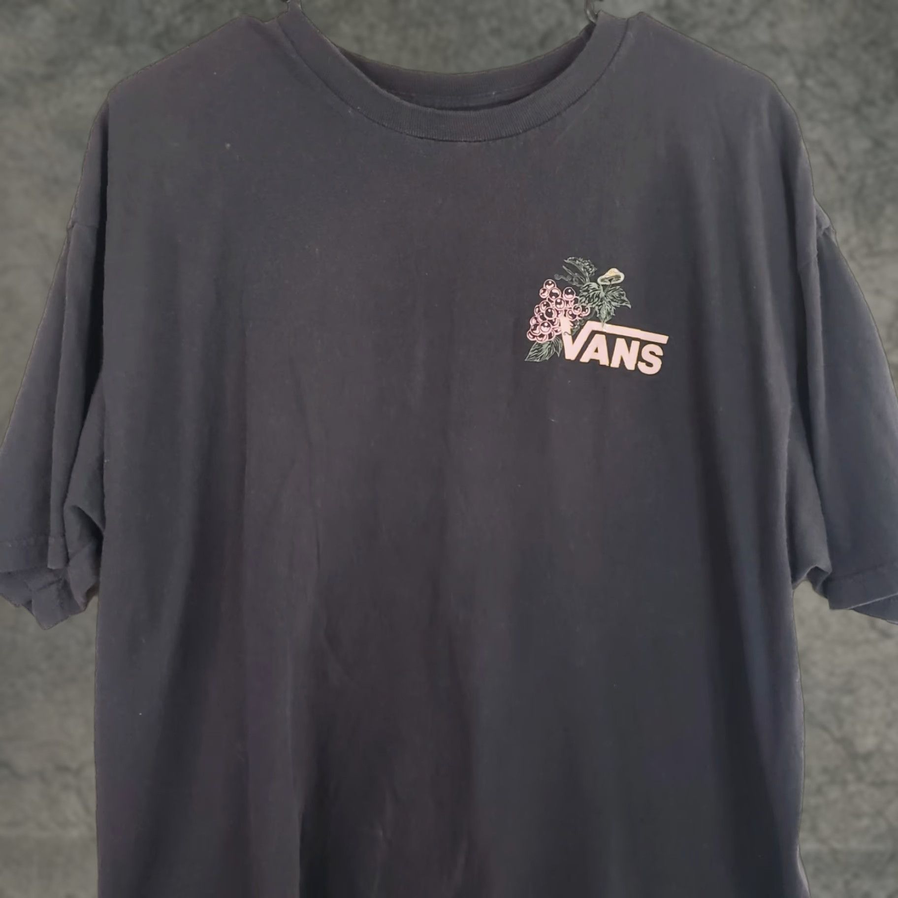 Vans VANS Off The Wall T-shirt Black XL Flowers Grapes Graphic Unisex Adults Crew Short Sleeve Jersey Cotton Pullover Casual Size XL / US 12-14 / IT 48-50 - 1 Thumbnail