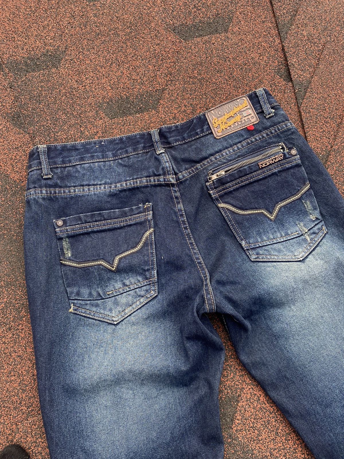 Japanese Brand Vintage Geographical Norway Labirinthe Jeans Blue Mens Size US 33 - 15 Thumbnail