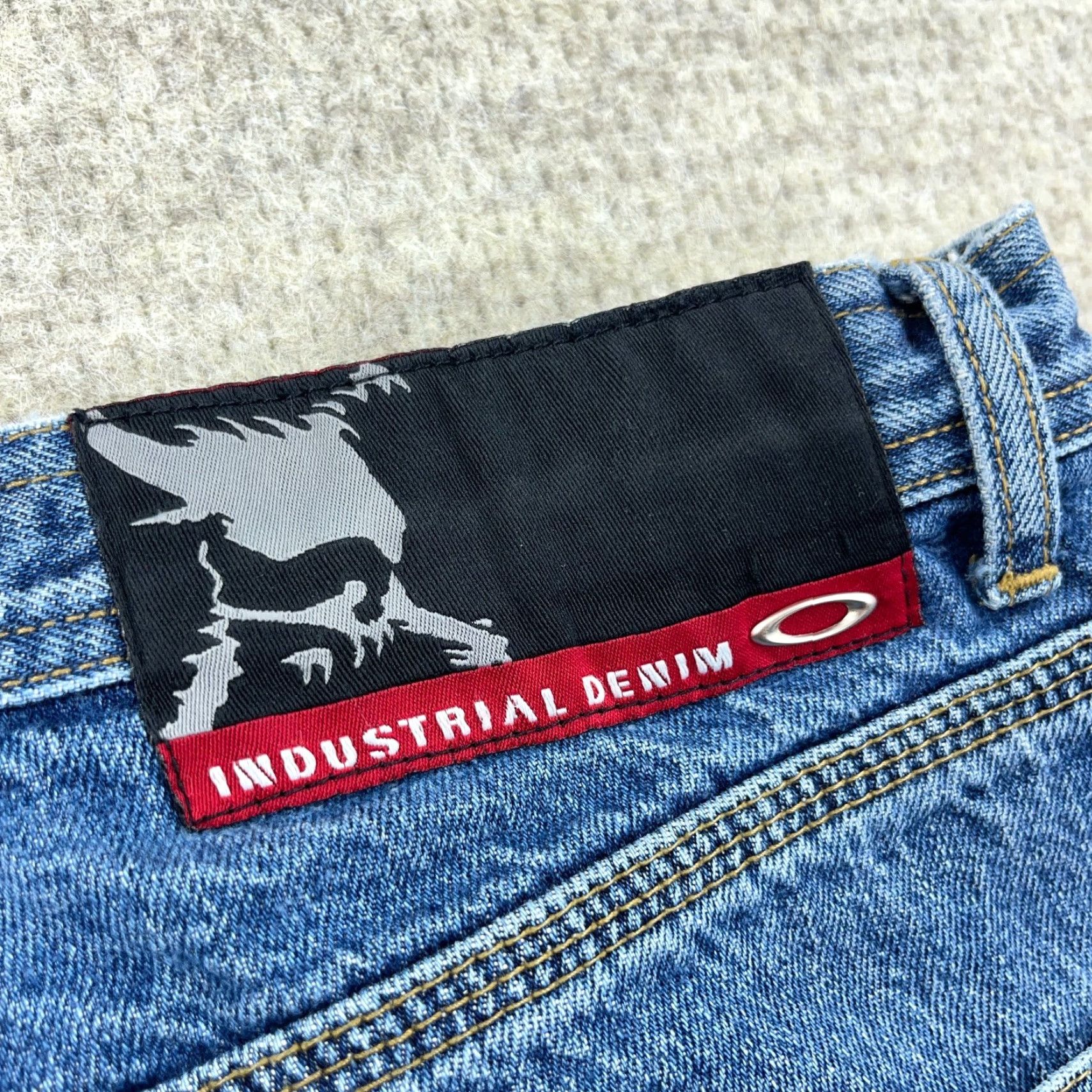 Oakley VINTAGE Oakley Jeans Men 34x30 Denim Straight 90s Grunge Blue Mens Size US 34 / EU 50 - 4 Thumbnail