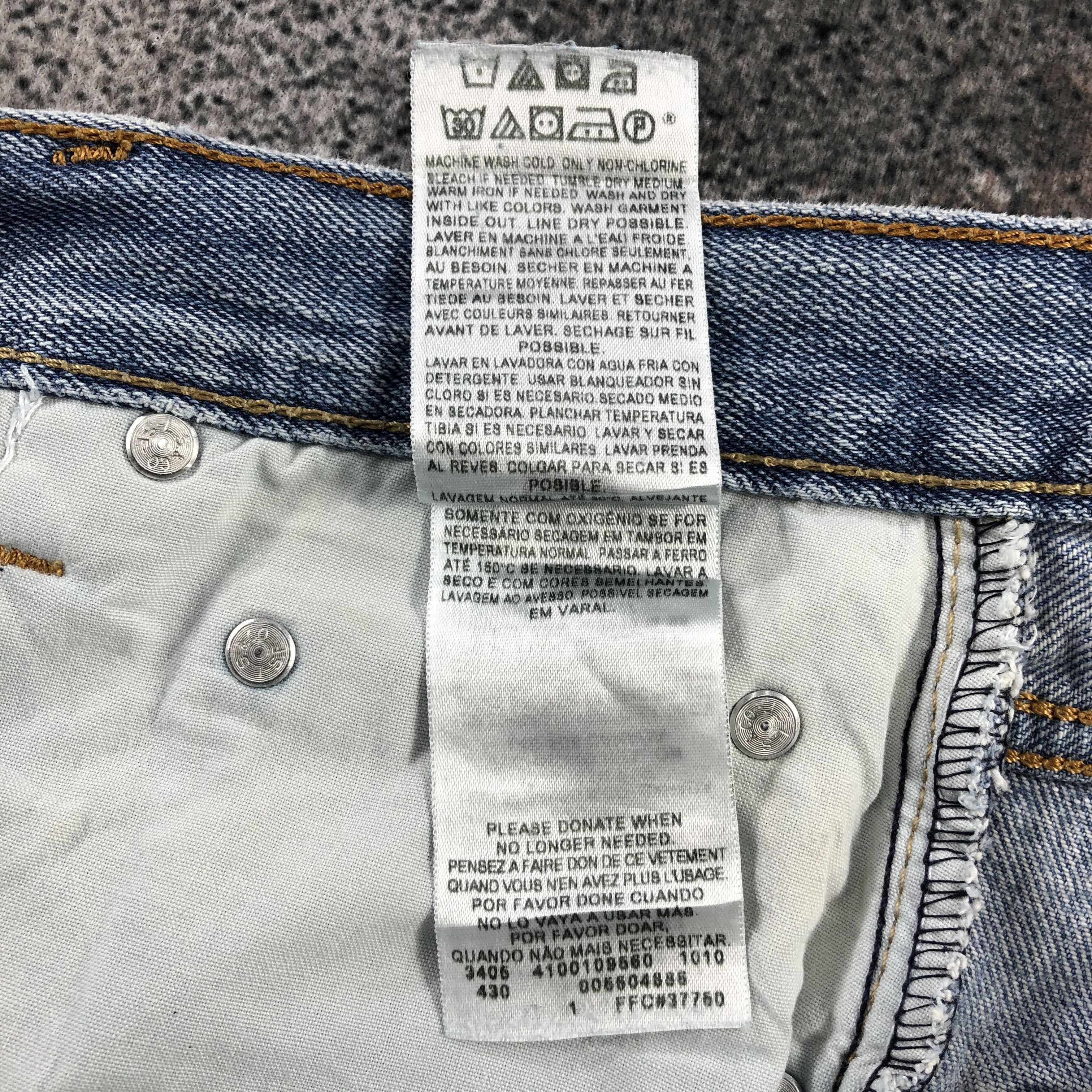 Levi's Vintage Levis 550 Jeans Relaxed Fit Denim KJ986 Size US 30 / EU 46 - 17 Thumbnail
