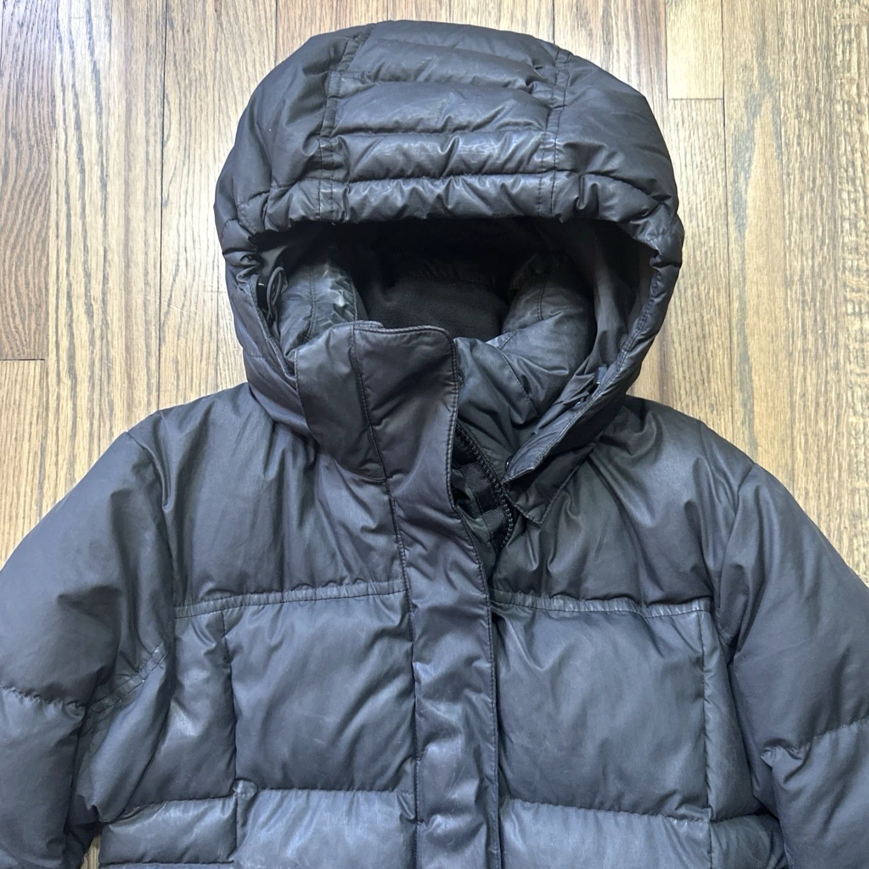 Patagonia Patagonia Black Long Down Coat Jacket Women’s Hooded Puffer Size Small Parka Winter Fall Coat Womens Size S / US 4 / IT 40 - 2 Thumbnail