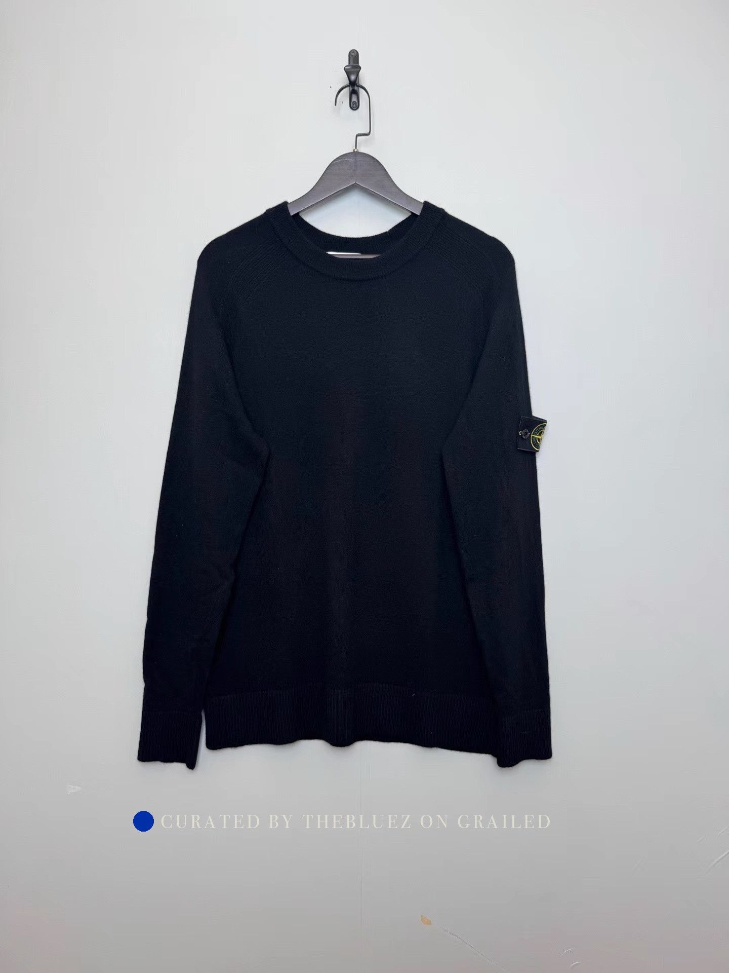 Stone Island Classic Black Crew Sweatshirt with Badge Size US XL / EU 56 / 4 - 1 Thumbnail