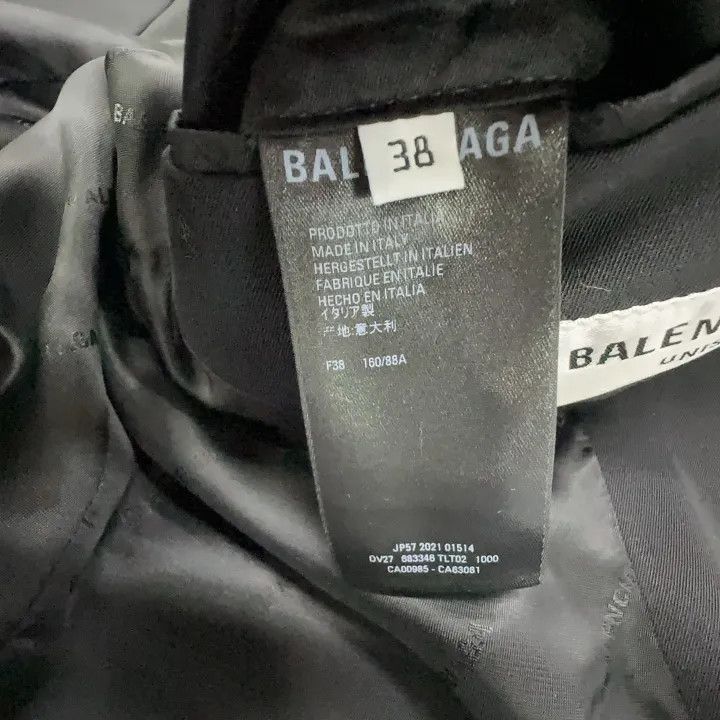 Balenciaga Balenciaga Black Logo Lapel Blazer Women's 0079-2507 Size M / US 6-8 / IT 42-44 - 4 Thumbnail