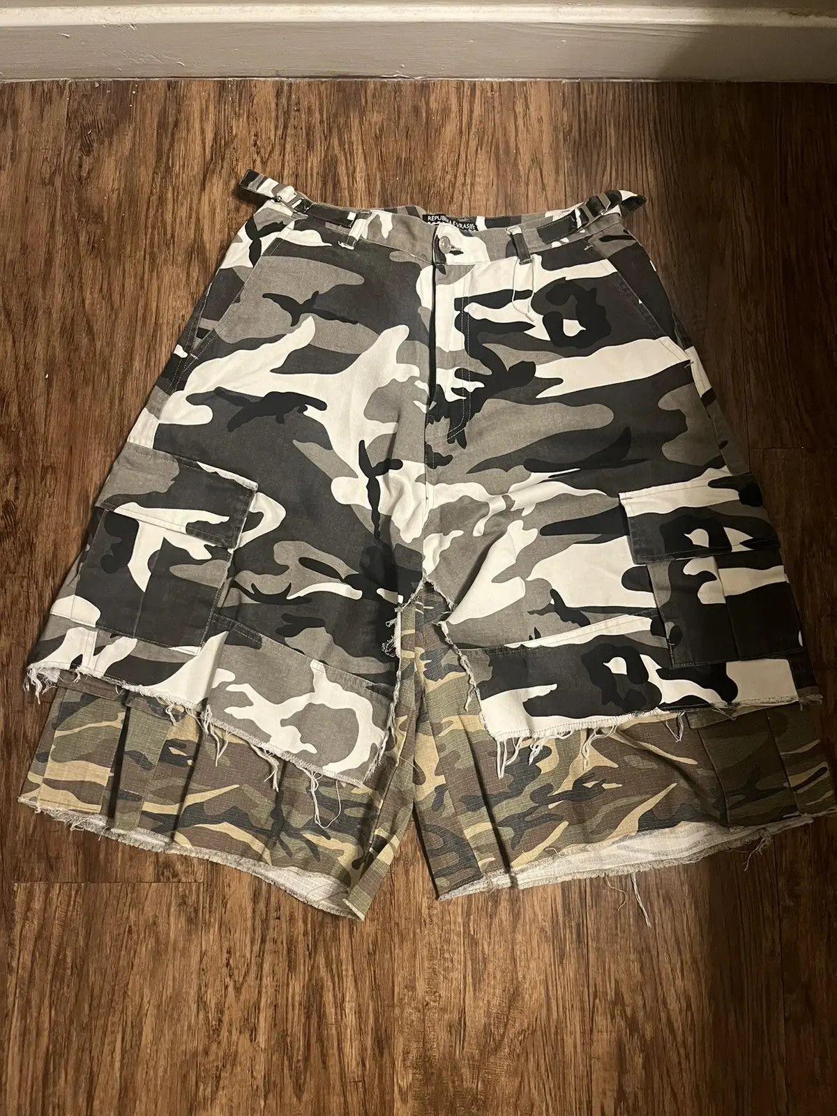 PROJECT G/R Project GR x Murd333r layered cargo shorts | Grailed
