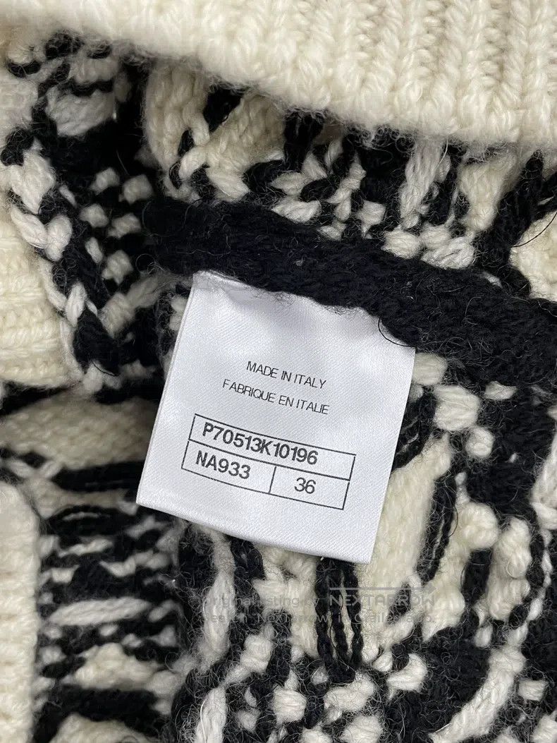 Chanel Chanel 21A black and white color block flower knitted vest Size XS / US 0-2 / IT 36-38 - 6 Thumbnail