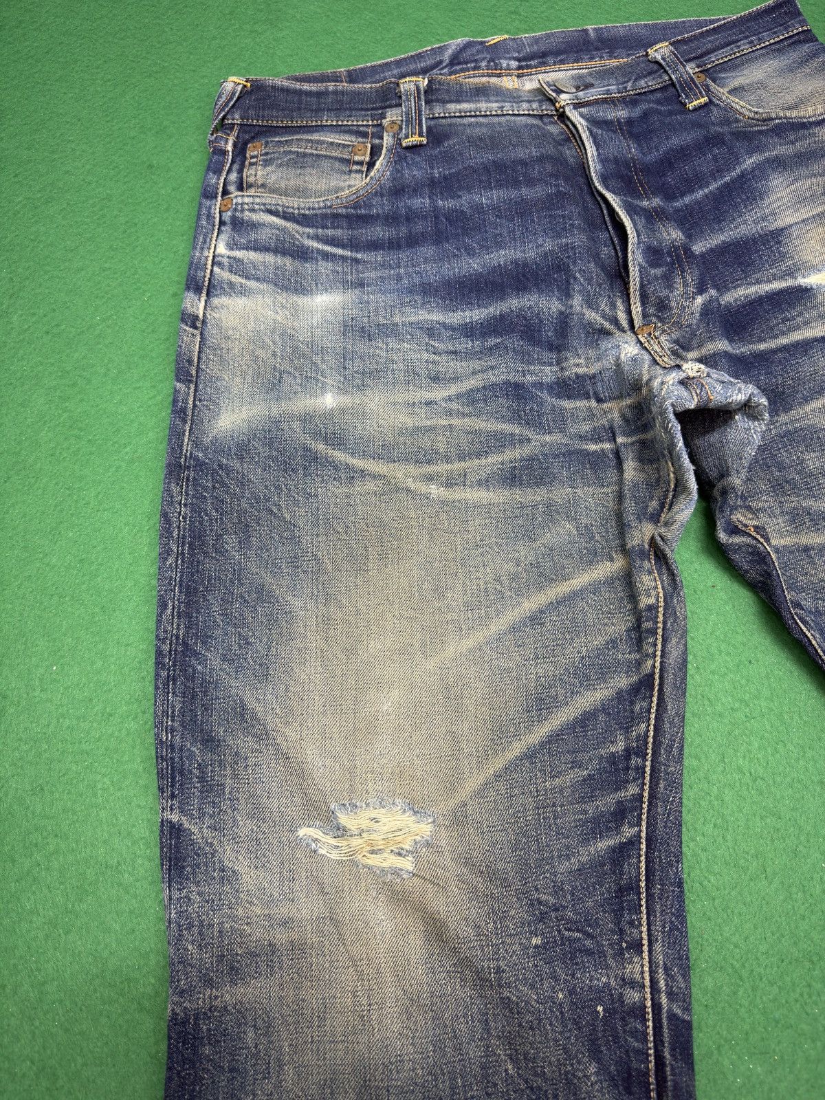 Evisu A29 Thrashed Evisu No 1 Special Distressed Mud Wash Size US 33 - 23 Thumbnail