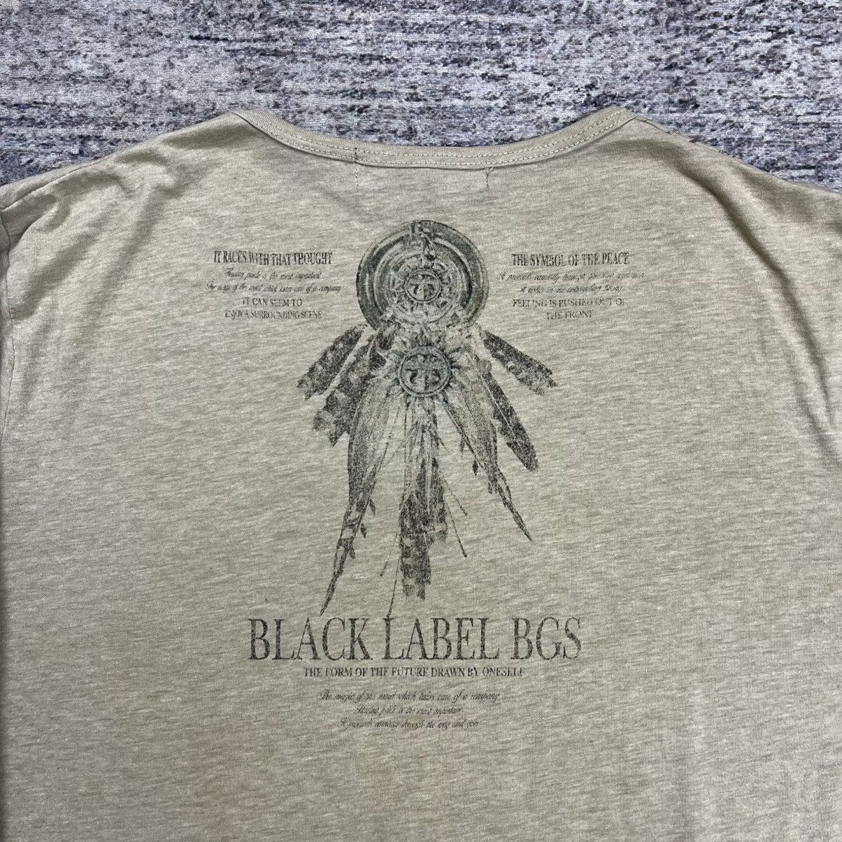 Le Grande Bleu (L.G.B.) Berning sho feather graphic long sleeve tee vkei style Size US M / EU 48-50 / 2 - 5 Thumbnail