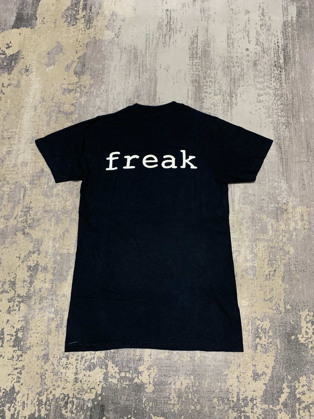 Band Tees Vintage Y2K Garbage Band 'Beloved' Graphic T-Shirt Size US S / EU 44-46 / 1 - 6 Thumbnail