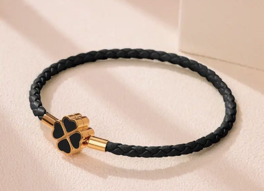 Jewelry Four-Leaf Bracelet Size ONE SIZE - 1 Thumbnail
