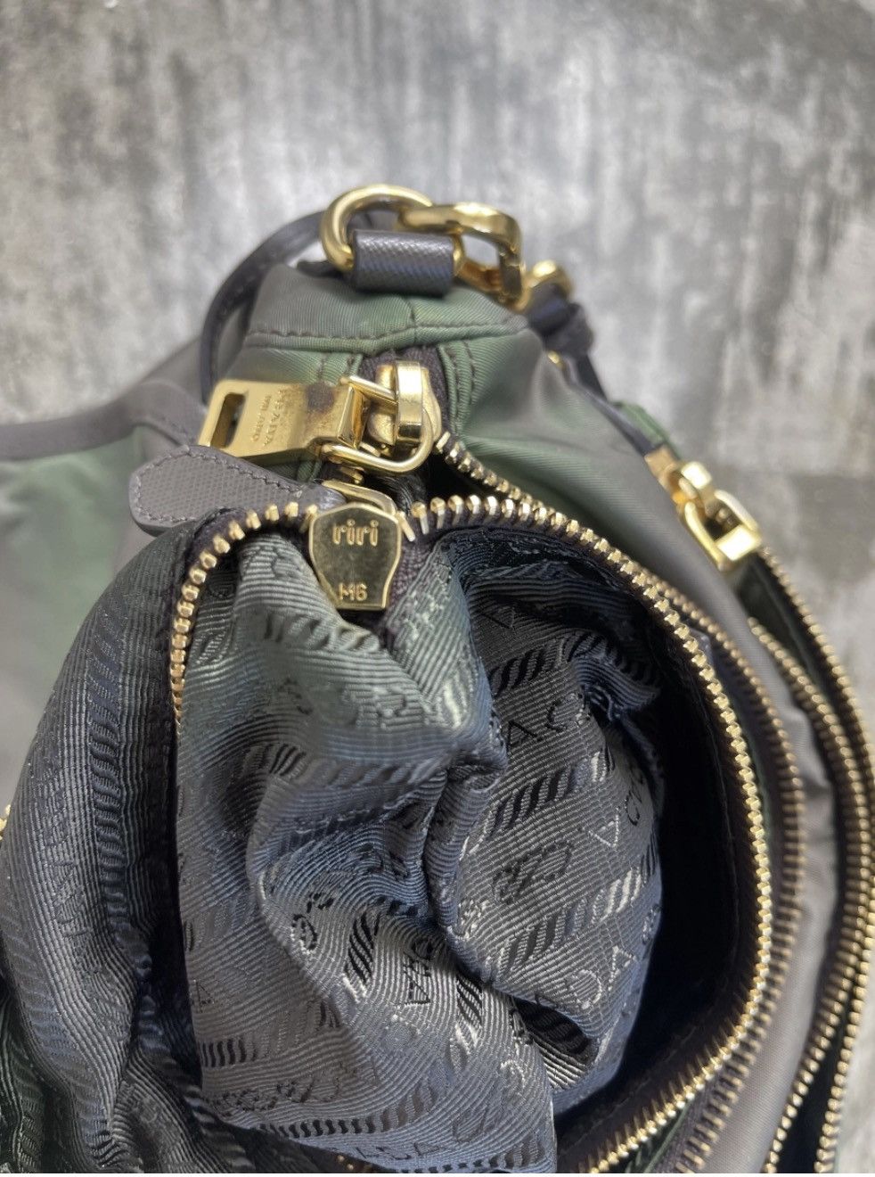 Prada PRADA Vintage Nylon Crossbody Messenger Size ONE SIZE - 7 Thumbnail