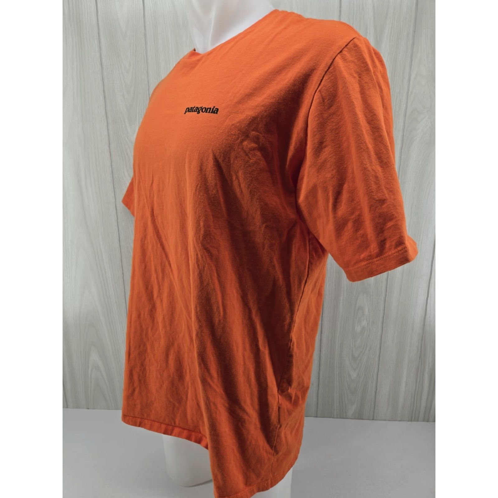 Patagonia Patagonia Logo T-Shirt Men’s Large Orange Organic Cotton Short Sleeve Crew Neck Size US L / EU 52-54 / 3 - 4 Thumbnail
