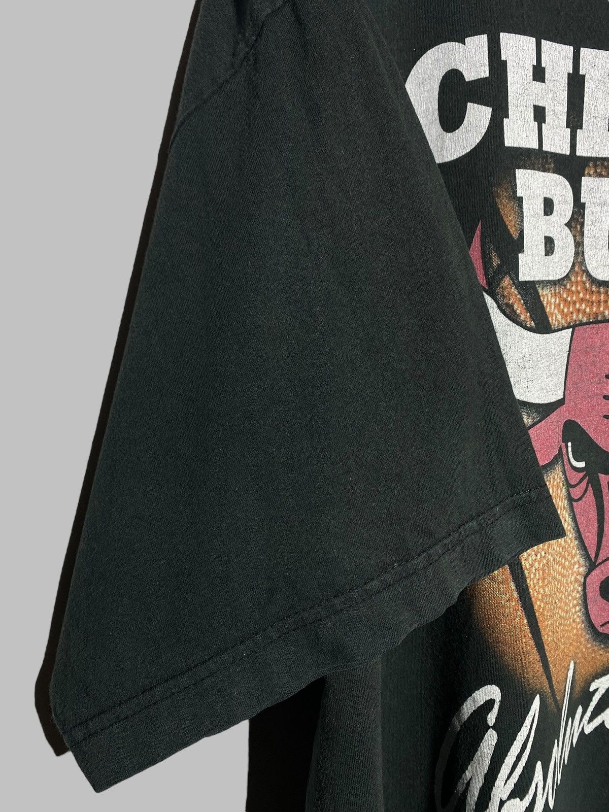 Starter Chicago Bulls Starter T-shirt 90s Size US XL / EU 56 / 4 - 5 Thumbnail