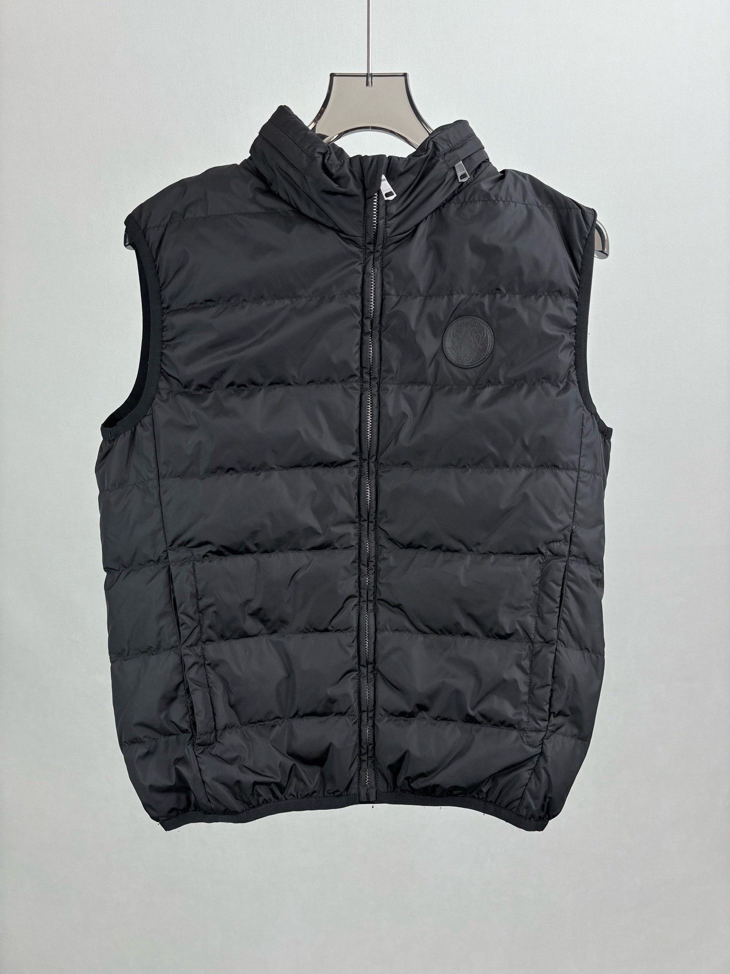 Gucci Gucci Full Logo Down Vest Size US S / EU 44-46 / 1 - 1 Thumbnail