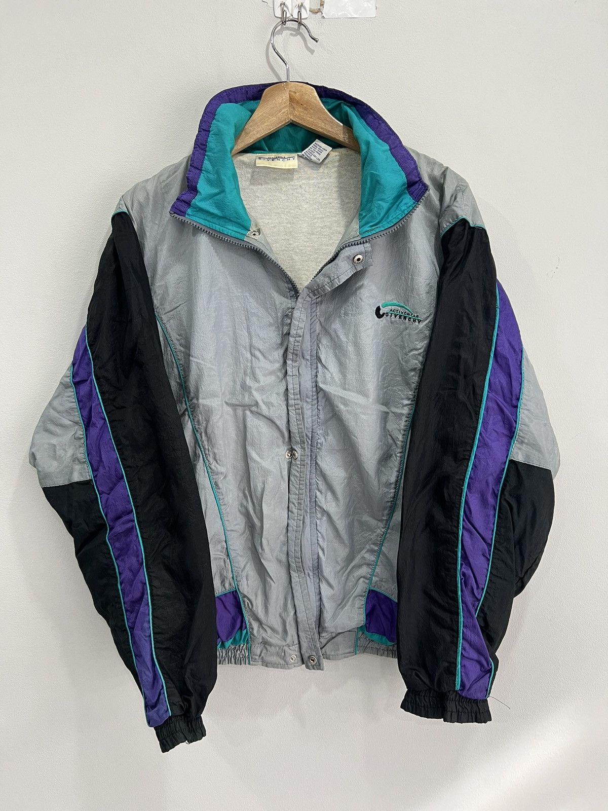 Givenchy Vintage 80s Givenchy Track Jacket Top Zip Up windbreaker Size US L / EU 52-54 / 3 - 1 Thumbnail
