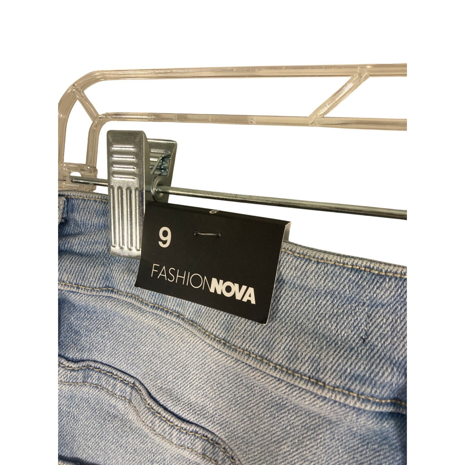 Other NWT Fashion Nova Tell Me Again Denim Mom Jeans Shorts Size 28" / US 6 / IT 42 - 6 Thumbnail