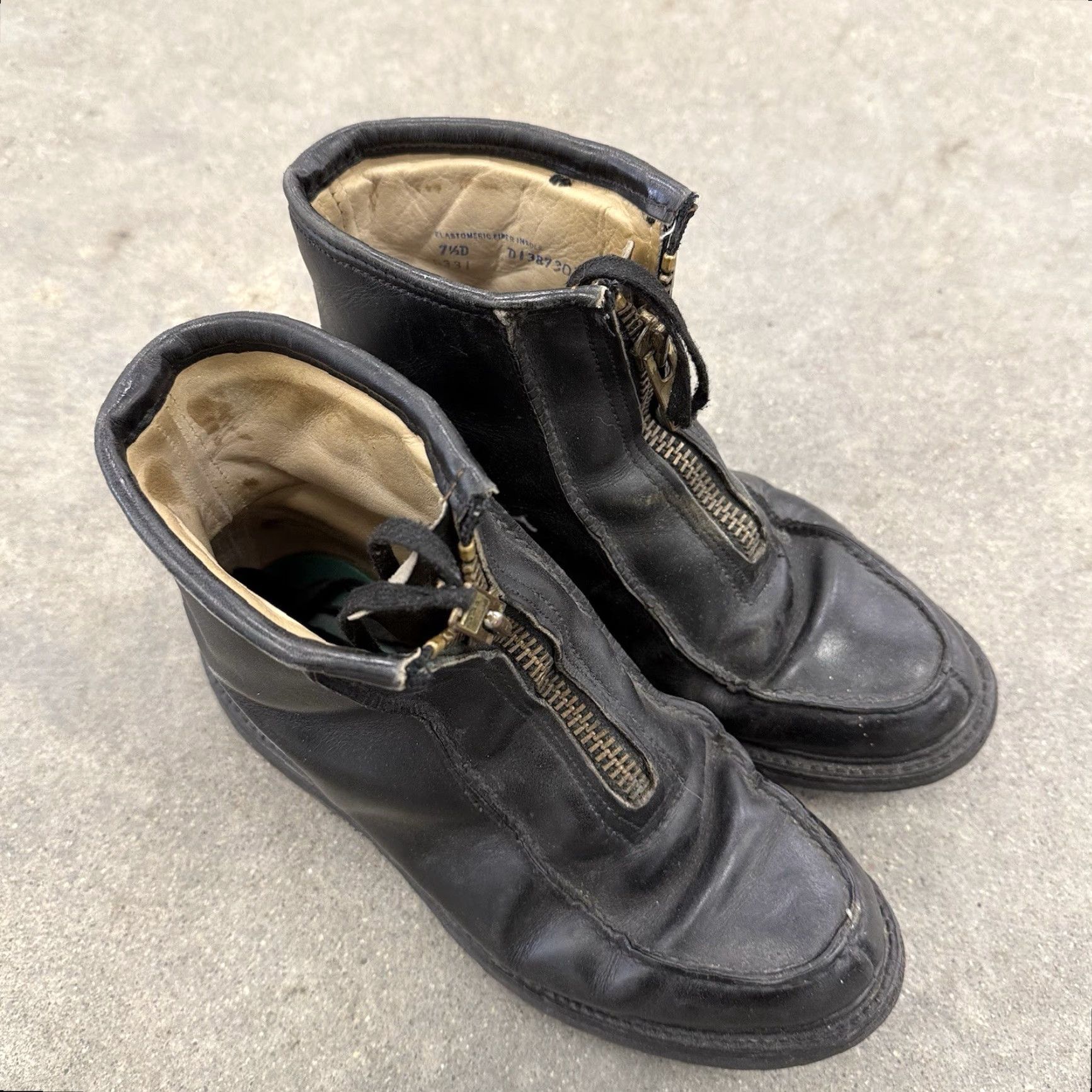 Doublet VINTAGE Double-H Boots Leather Front Zip Black Stadium Boots 5331 USA 7.5 D Distressed Mens Boots Western Leather Zip USA 5331 VTG Size US 7 / EU 40 - 3 Thumbnail
