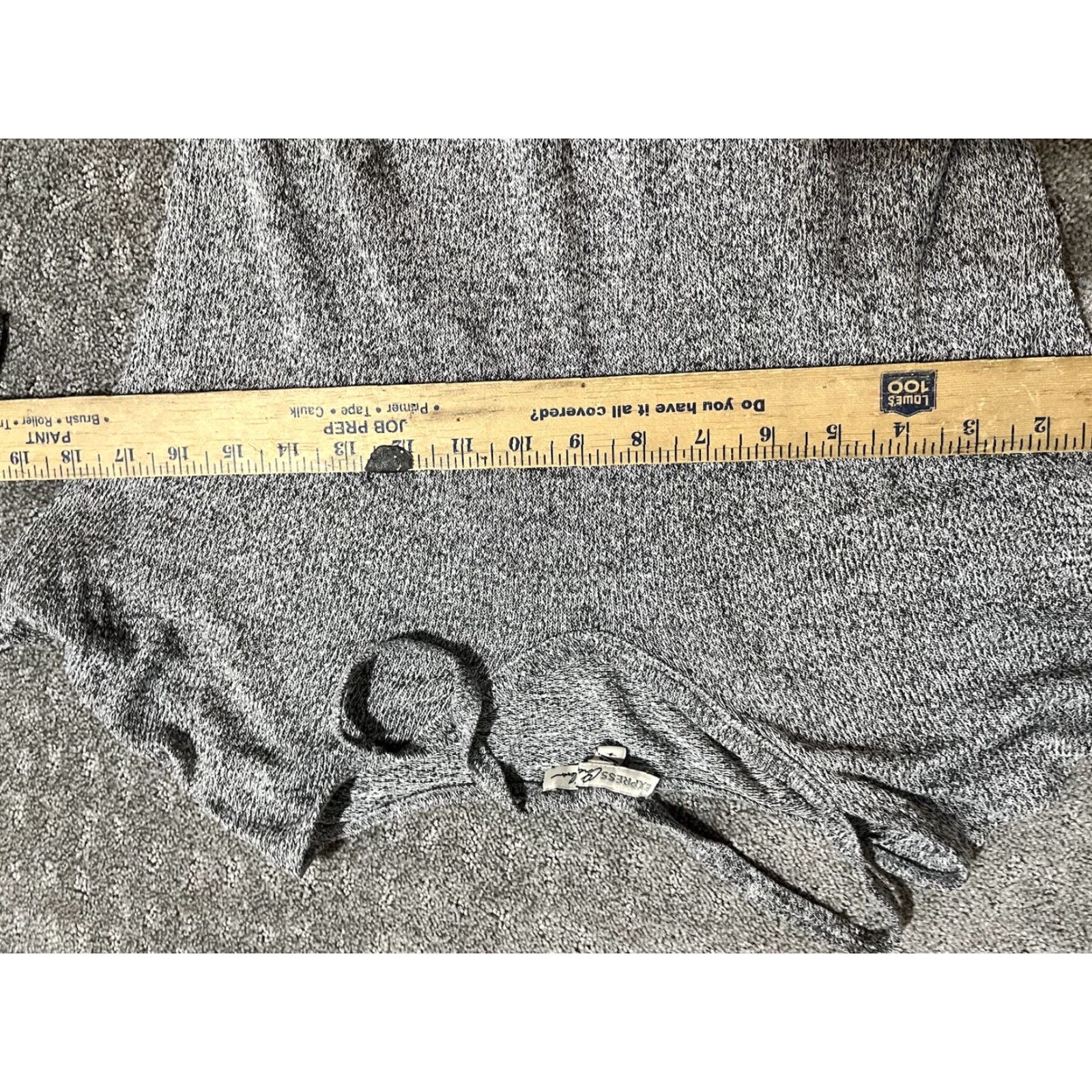 Express VINTAGE EXPRESS Shirt Women’s Small Gray Heather Open Shoulder V-Neck Dolman Blouse Womens Small Gray Heather Open Shoulder Blouse 90s? Size S / US 4 / IT 40 - 4 Thumbnail