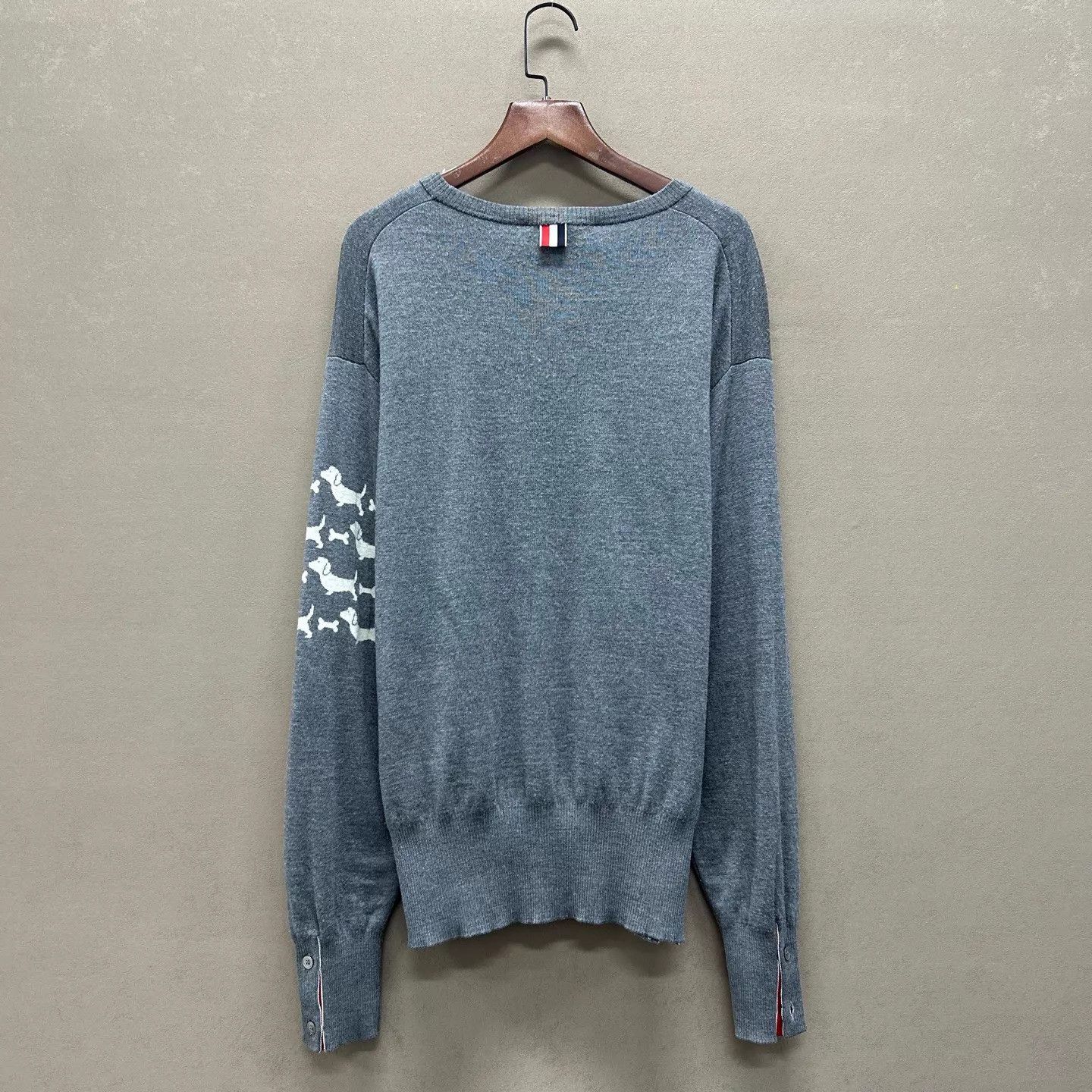 Thom Browne THOM BROWNE New Gray Puppy Print Wool Sweater 3 Size L / US 10 / IT 46 - 2 Thumbnail