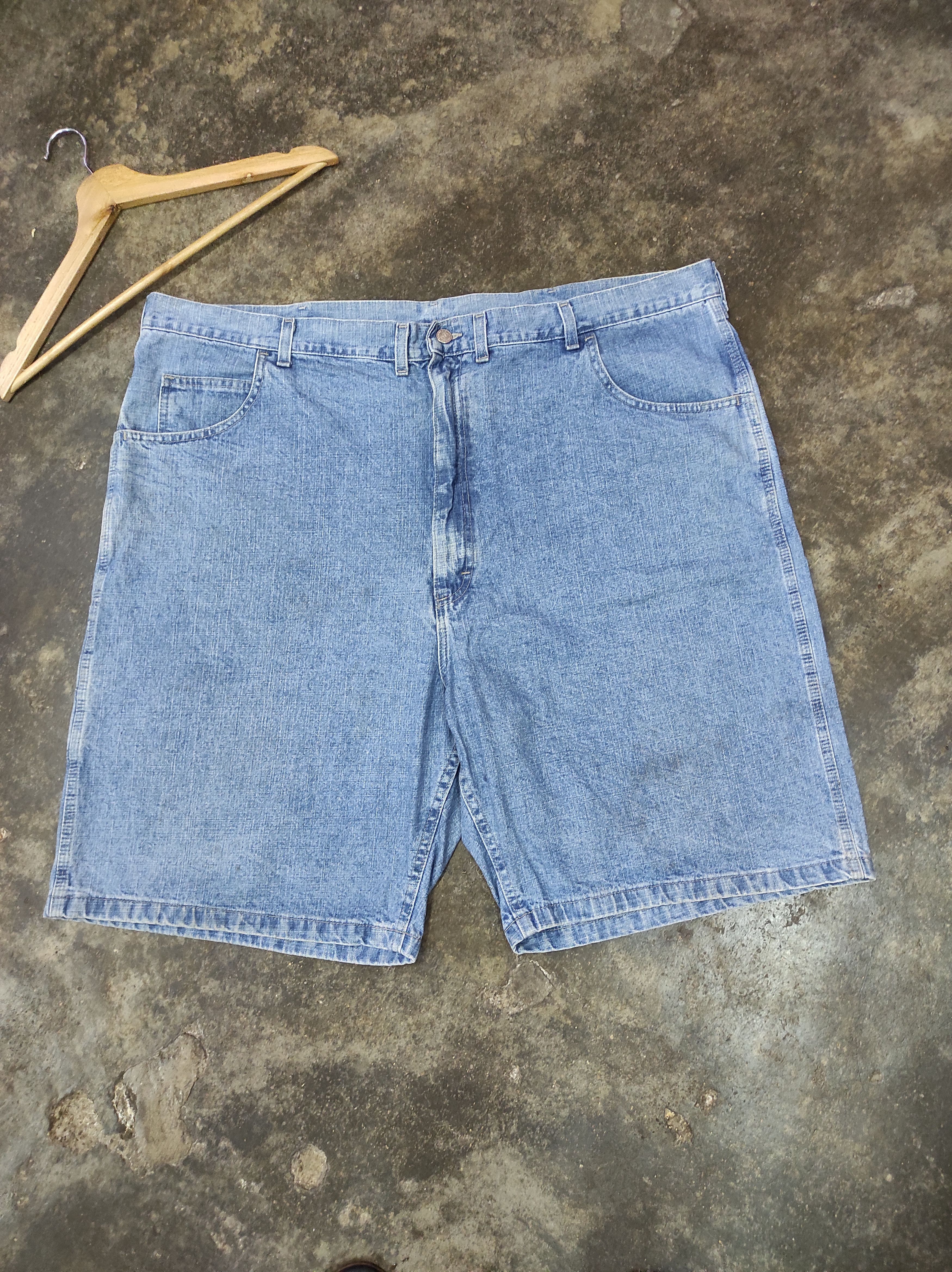 Vintage × Wrangler WRANGLER HERO VTG DENIM BAGGY SHORT PANTS Size US 44 / EU 60 - 5 Thumbnail