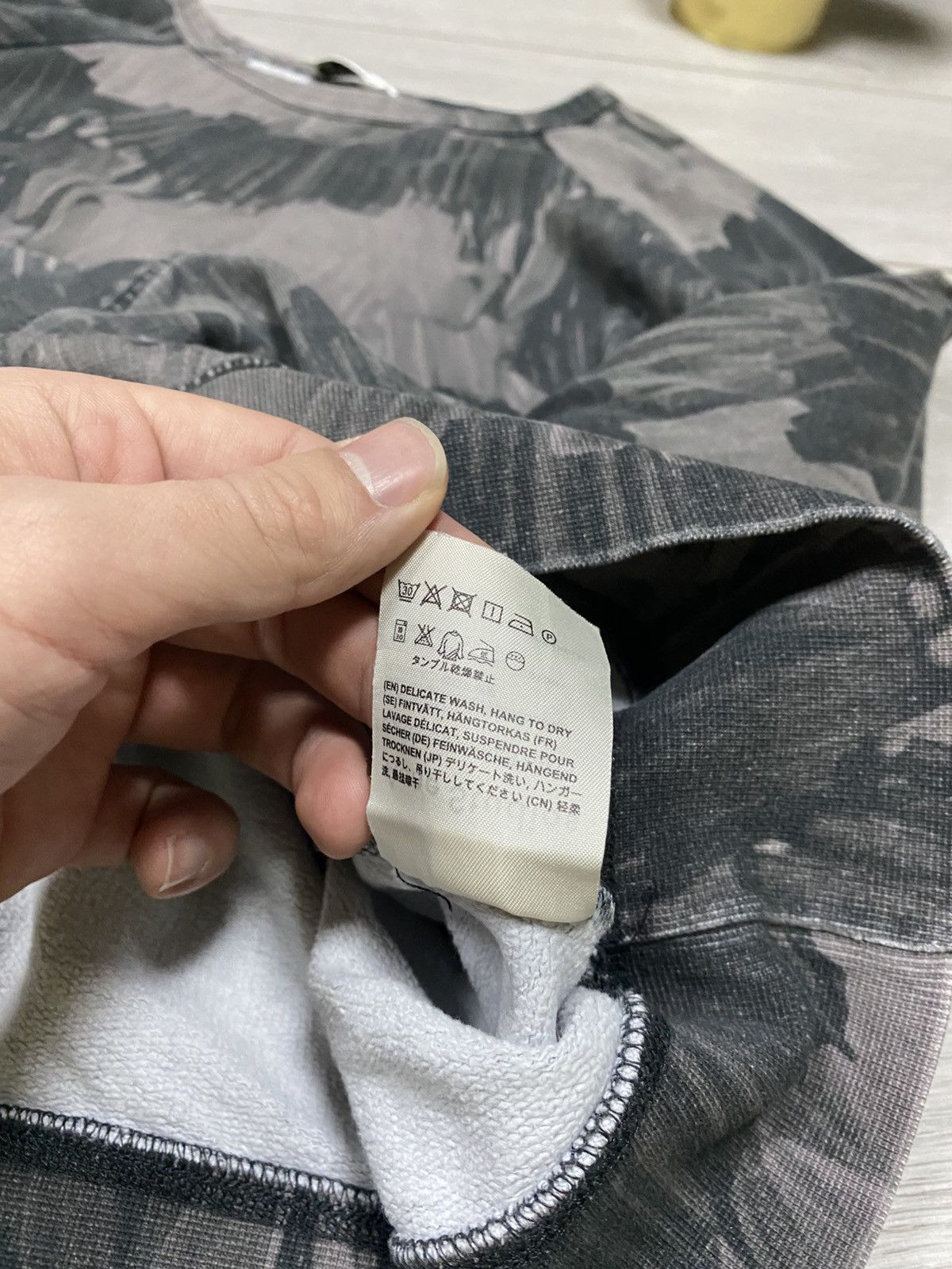 Acne Studios Acne Studios College Marker AW14 Sweatshirt Size US L / EU 52-54 / 3 - 7 Thumbnail