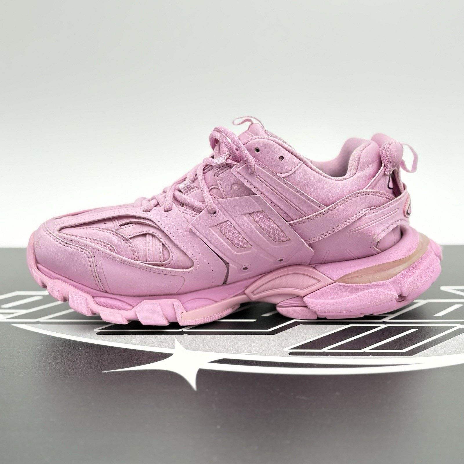 Balenciaga Balenciaga Track ' Pink ' | GOOD CONDITION! Size US 9 / EU 42 - 4 Thumbnail