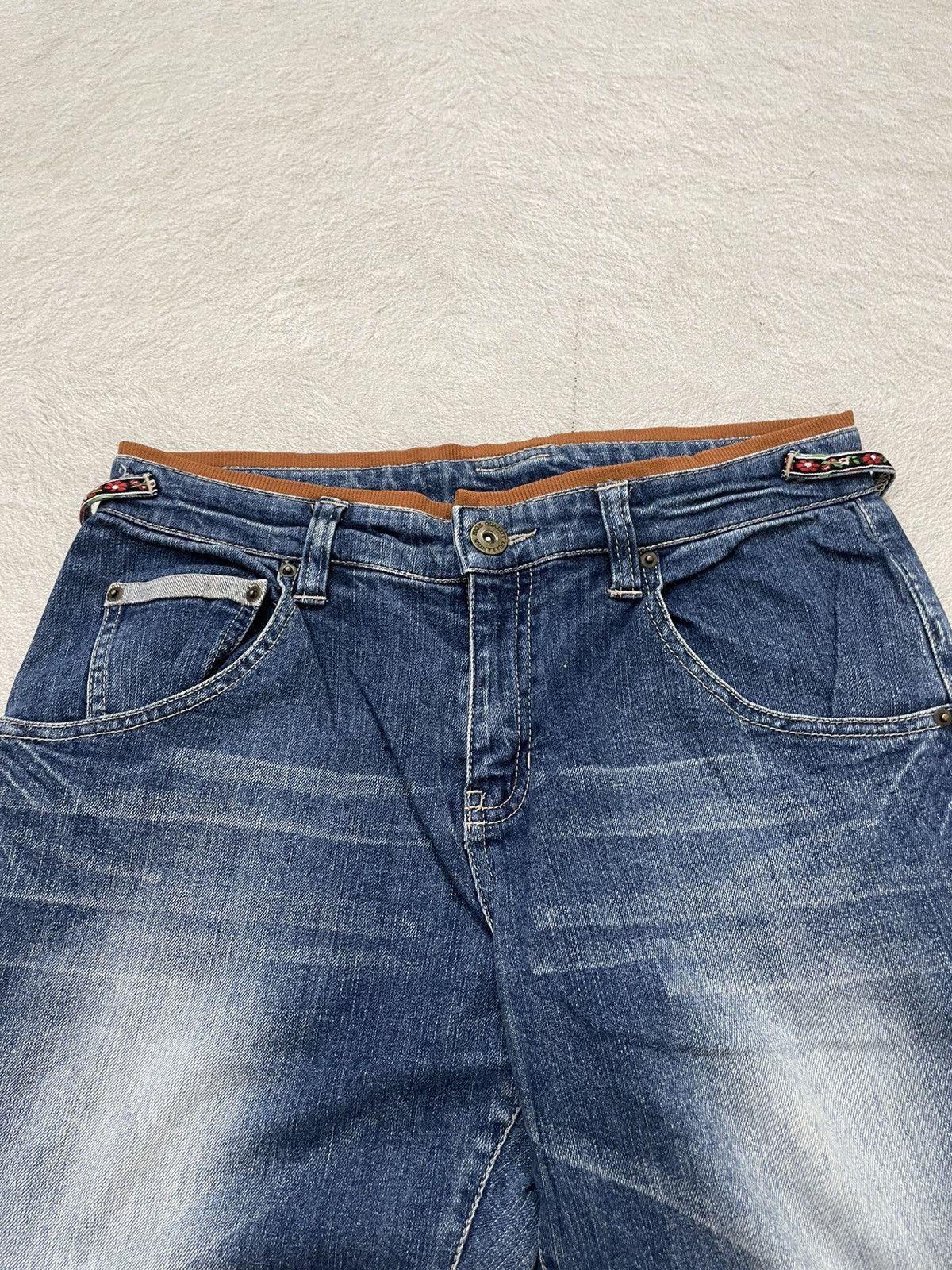 Japanese Brand 2000s Japan Brand Distressed Denim Stonewash Y2K Hysteric Size US 30 / EU 46 - 4 Thumbnail