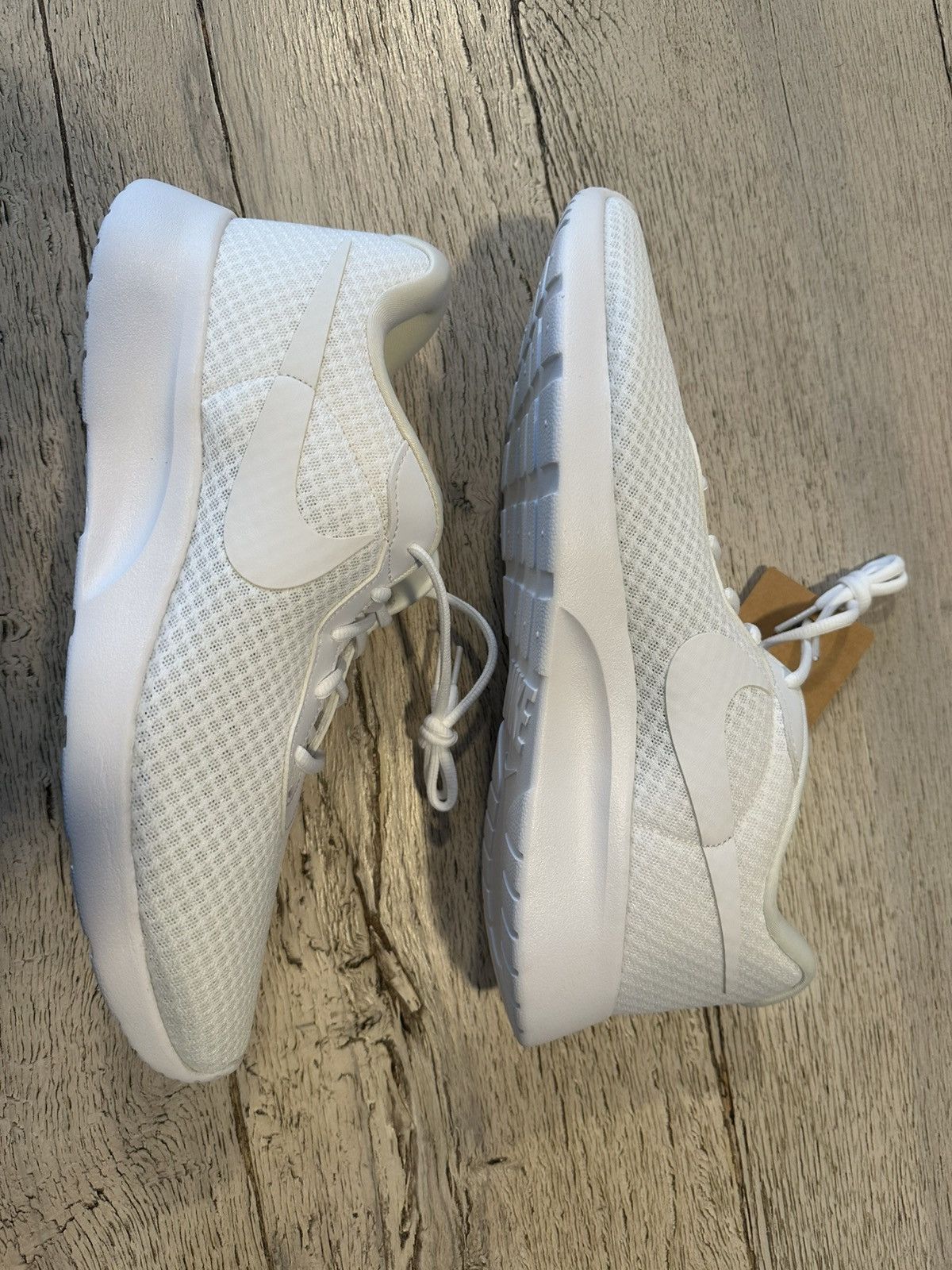 Nike Nike Tanjun FlyEase – Triple White 🤍 Size US 11.5 / EU 44-45 - 2 Thumbnail