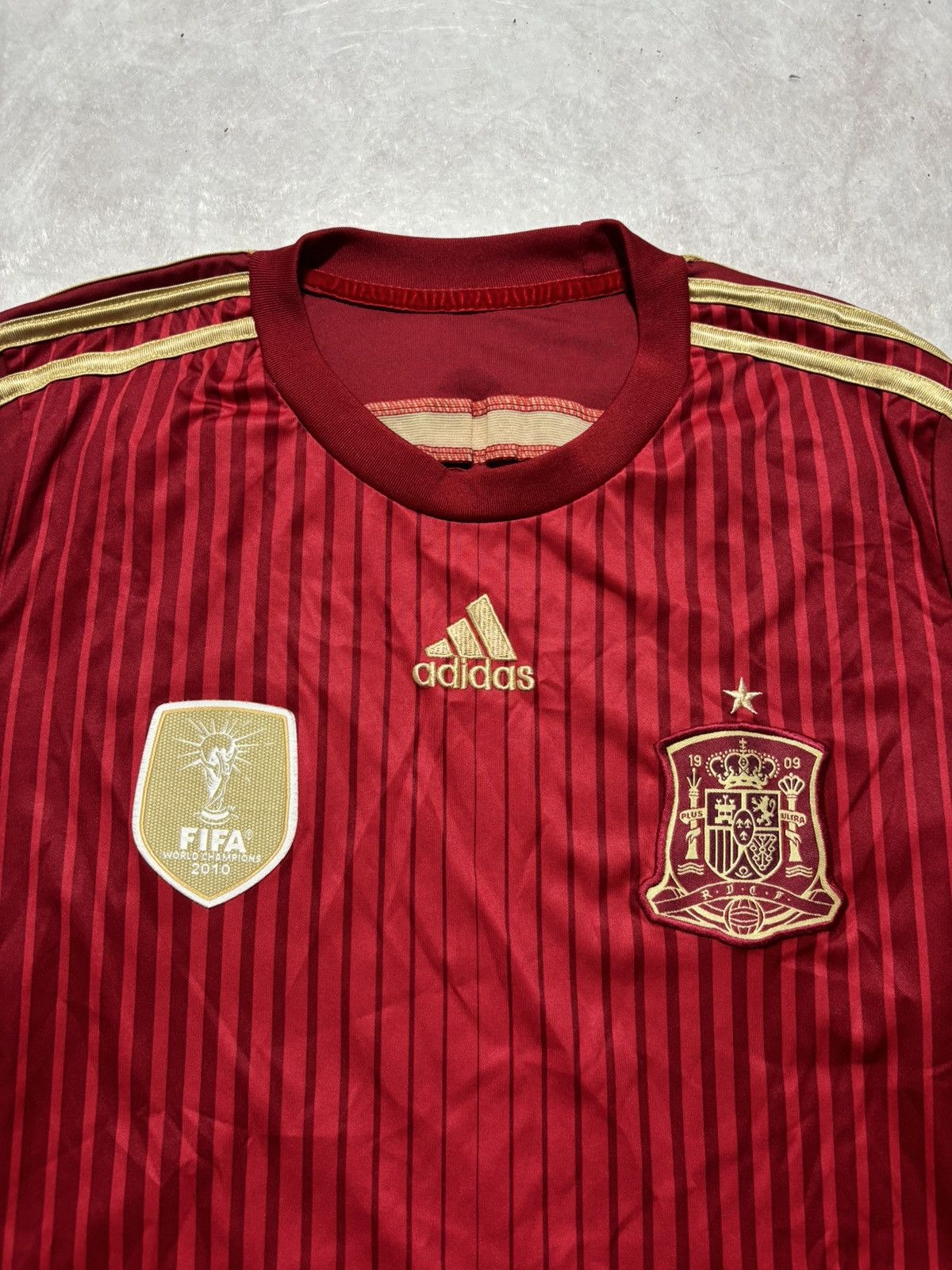 Adidas Spain World Cup 2010 Jersey Size US M / EU 48-50 / 2 - 2 Thumbnail