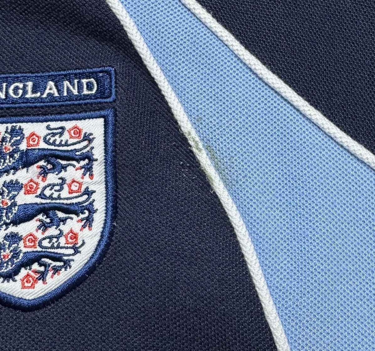 Umbro England 2001 2002 Football Soccer Polo Shirt Umbro Size US M / EU 48-50 / 2 - 14 Thumbnail