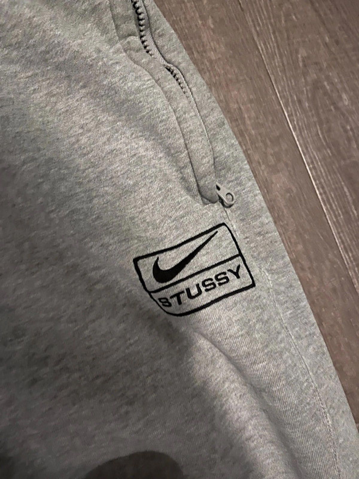 Stussy Stussy x Nike - Grey Logo Sweatpants Size US 32 / EU 48 - 3 Thumbnail