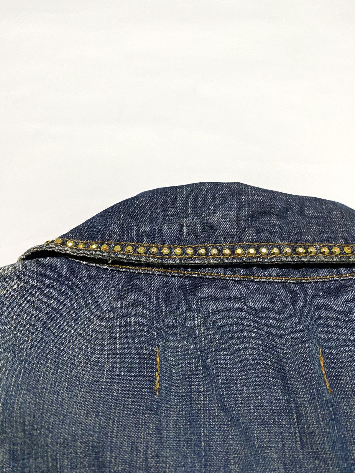 Versace Jeans Couture VERSACE JEAN COUTURE STUDDED DISTRESSED DENIM JACKET Size M / US 6-8 / IT 42-44 - 13 Thumbnail
