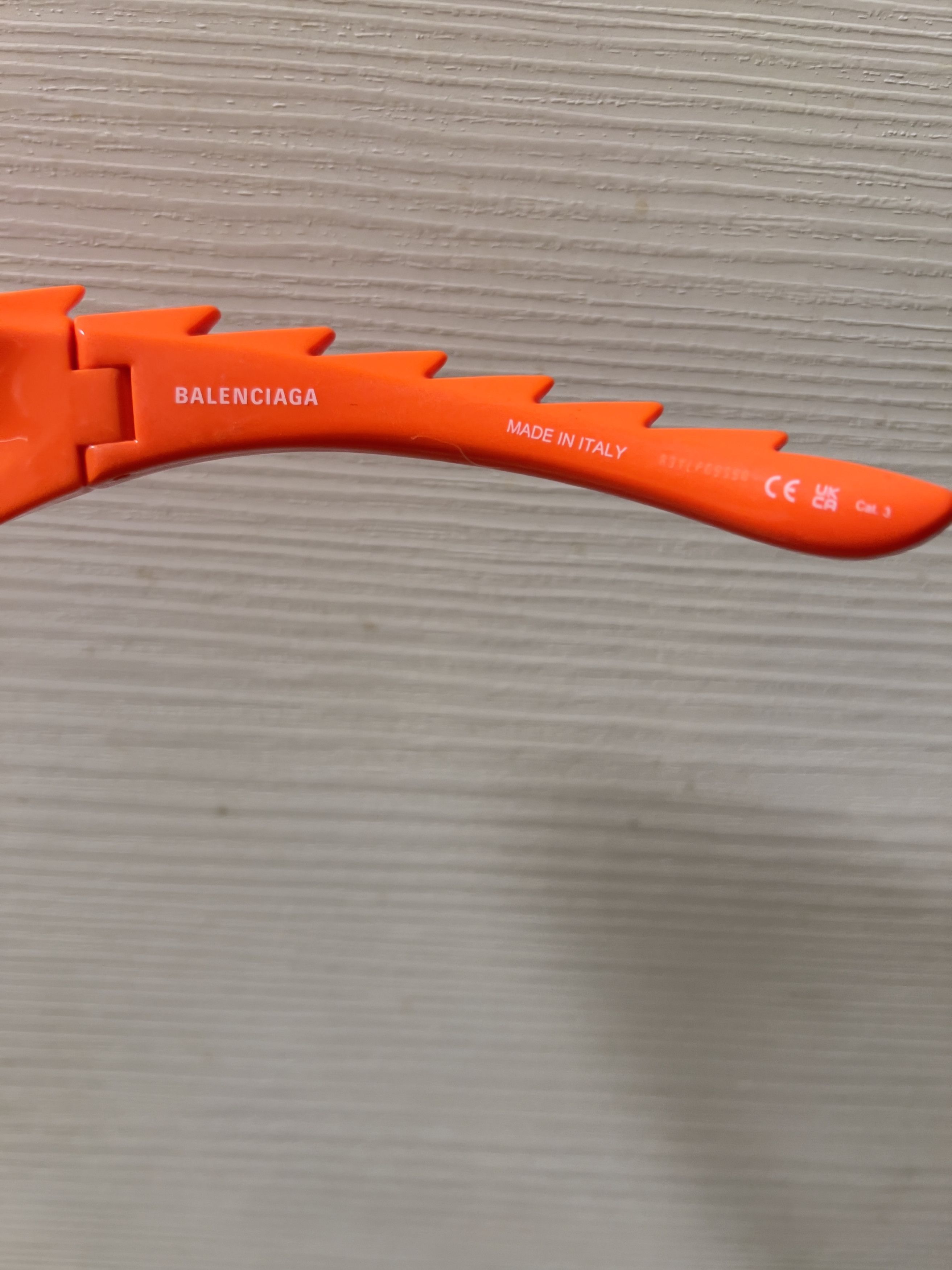 Balenciaga Balenciaga SS23 -Extreme Spikes Orange Sunglasses Size ONE SIZE - 14 Thumbnail