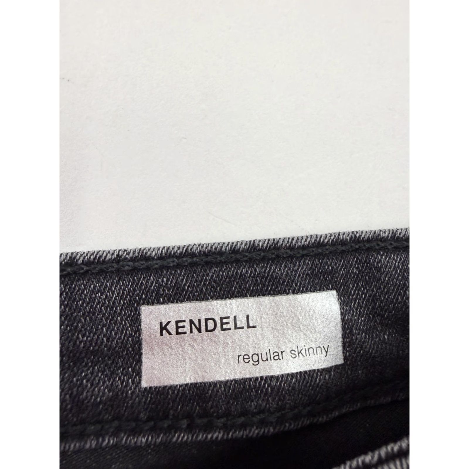 Vintage Only Kendell Jeans Womens Skinny Dark Gray Ankle Zip Distressed 30x27 Denim Slim Pockets Size 30" / US 8 / IT 44 - 7 Thumbnail