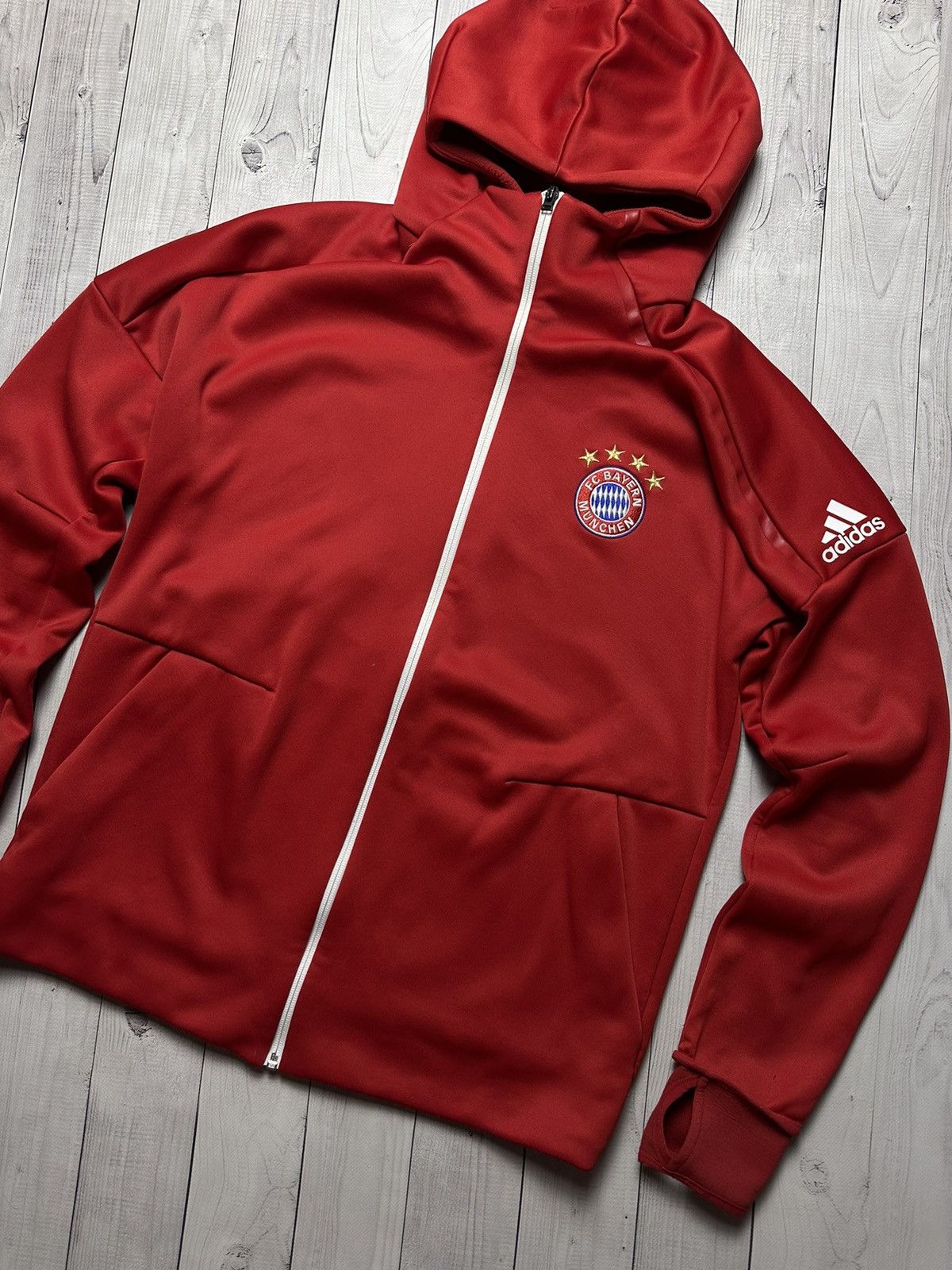 Adidas Vintage Adidas ZNE Bayern Munich zip hoodie size L Size US L / EU 52-54 / 3 - 2 Thumbnail