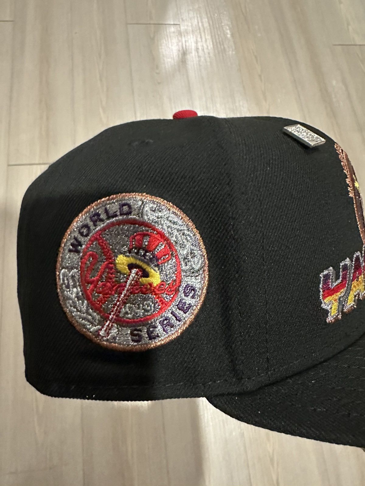 New Era New Era Yankees 1949 WS Metallic Galaxy 7 5/8 Size ONE SIZE - 5 Thumbnail