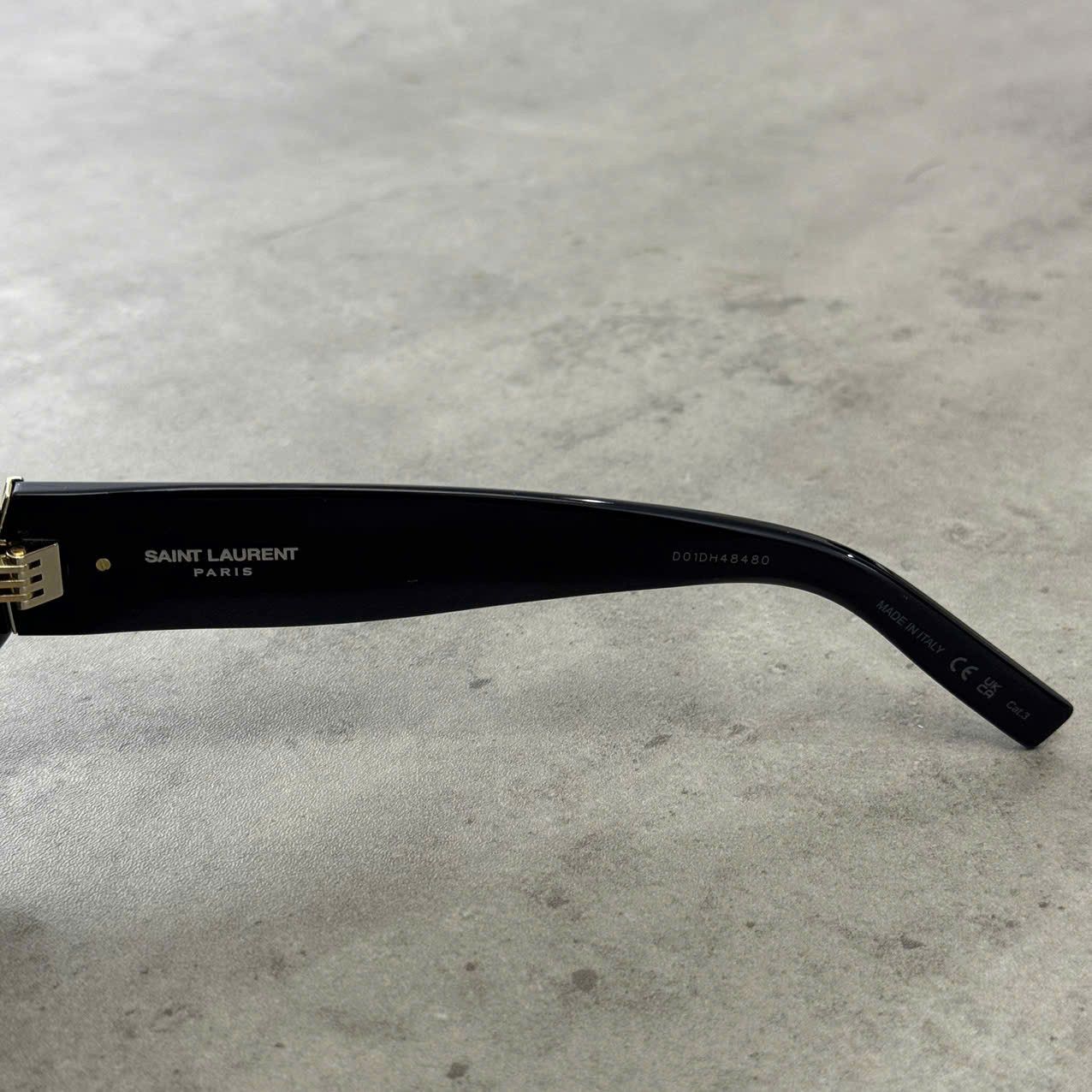 Saint Laurent Paris SAINT LAURENT Sunglasses Monogram SL M94 001 BLACK Size ONE SIZE - 3 Thumbnail