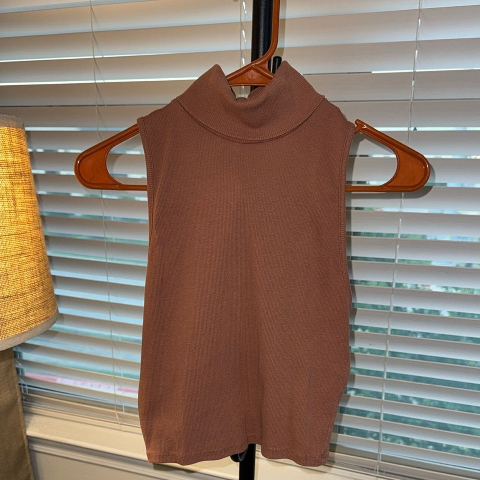 Zara Zara Brown Knit Turtleneck Sweater Size L / US 10 / IT 46 - 2 Thumbnail