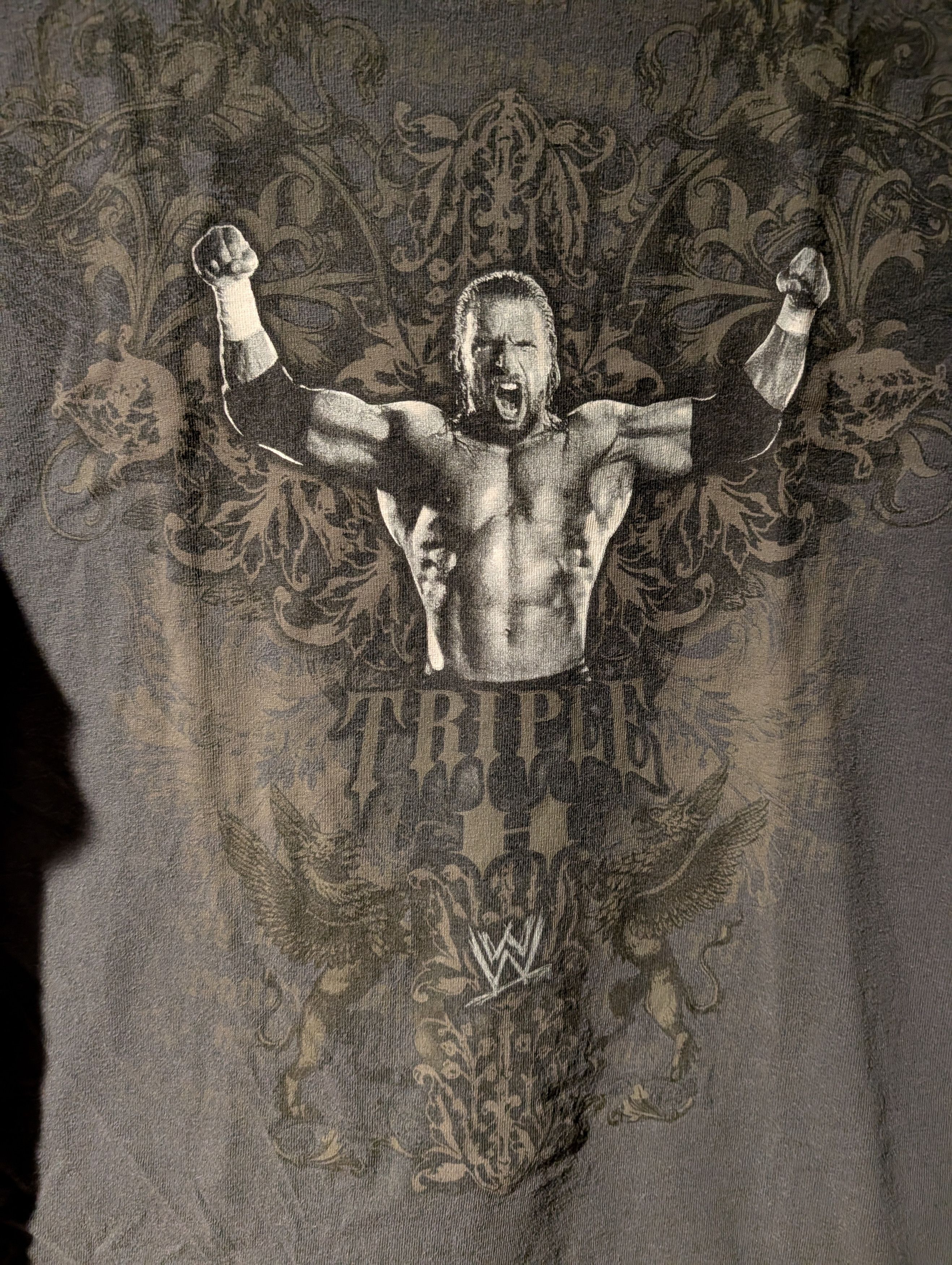 WWE Vintage WWE Triple H King of Kings Wrestling T-Shirt YOUTH Size US XXL / EU 58 / 5 - 2 Thumbnail