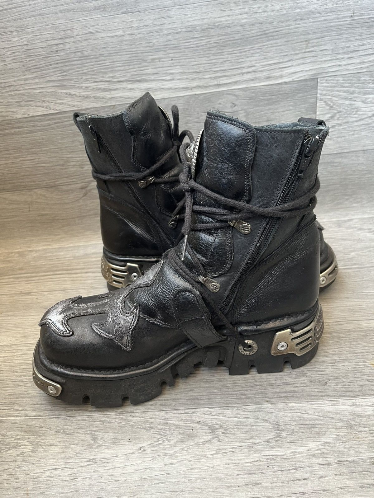 New Rock New rock reactor gothic boots sz 40 Size US 7 / EU 40 - 10 Thumbnail