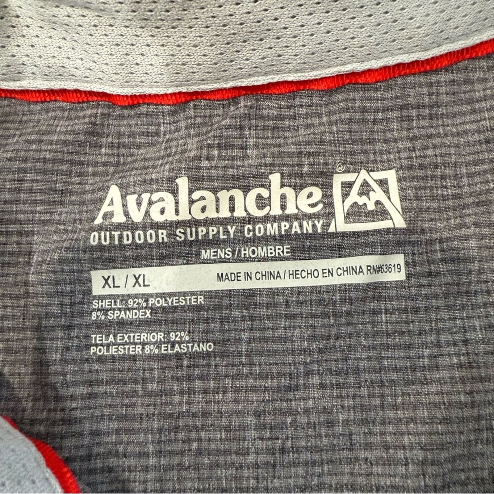 Avalanche Avalanche Casual Short Sleeve ButtonUp Mens XL Gray Outdoors Size US XL / EU 56 / 4 - 4 Thumbnail