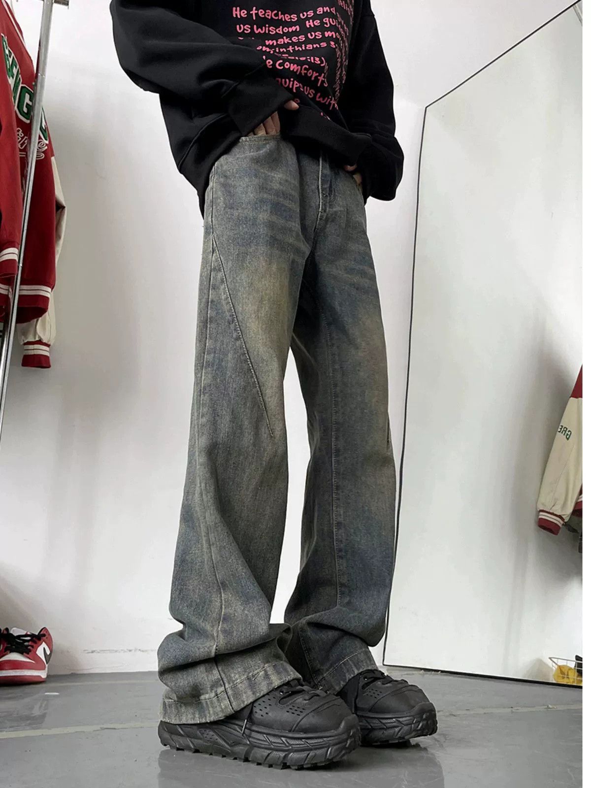 Vintage Men's retro cleanfit distressed washed flared jeans Size US 32 / EU 48 - 4 Thumbnail