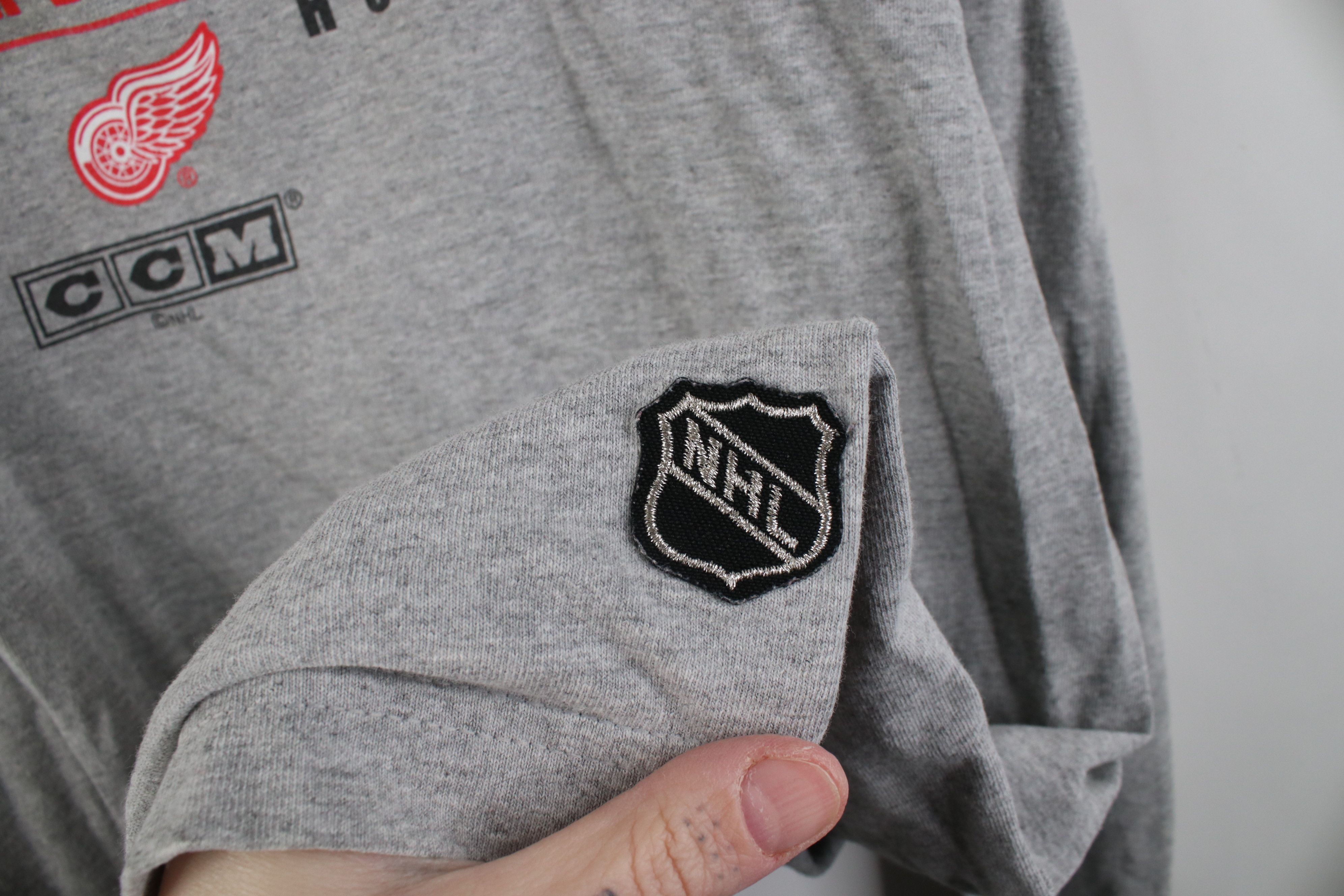 Vintage Vintage 90s CCM Hockey Long Sleeve T-Shirt Heather Gray Size US XL / EU 56 / 4 - 5 Thumbnail